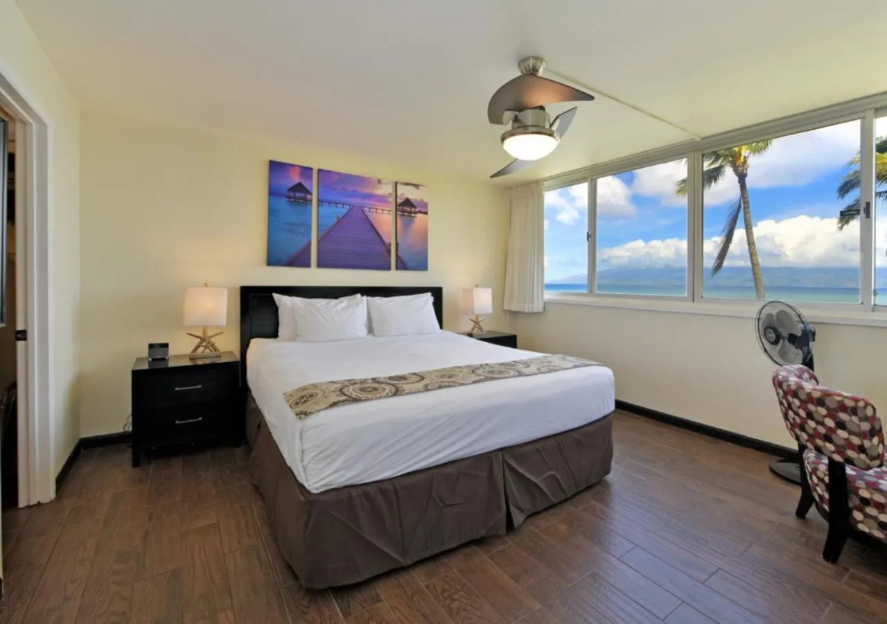 Bedroom, Bed in Royal Kahana