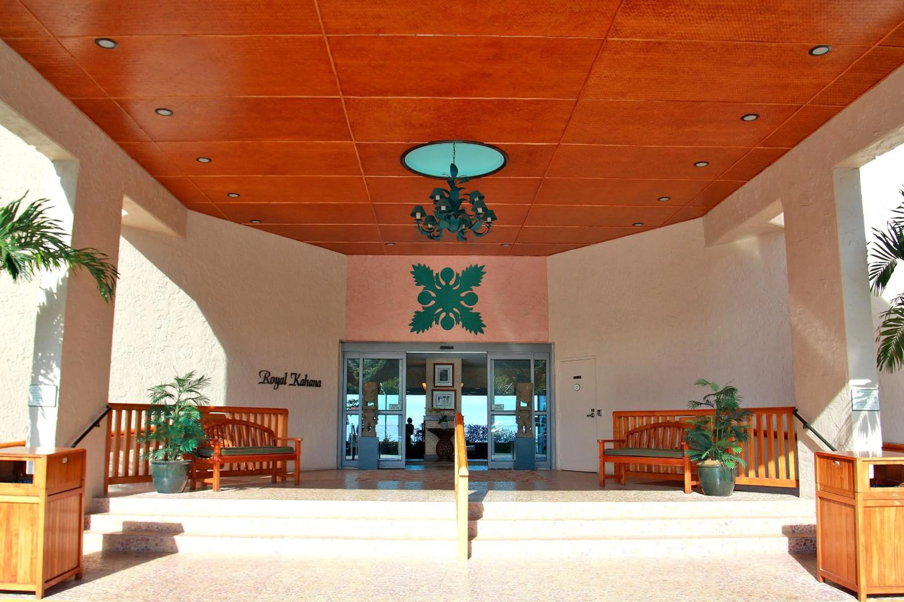 Property building in Royal Kahana