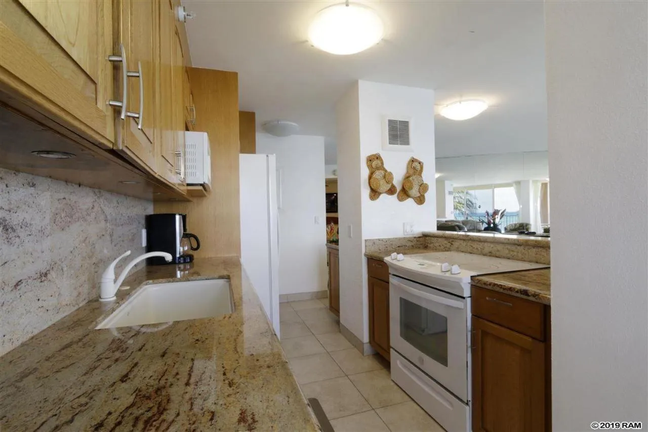 Property building in Royal Kahana
