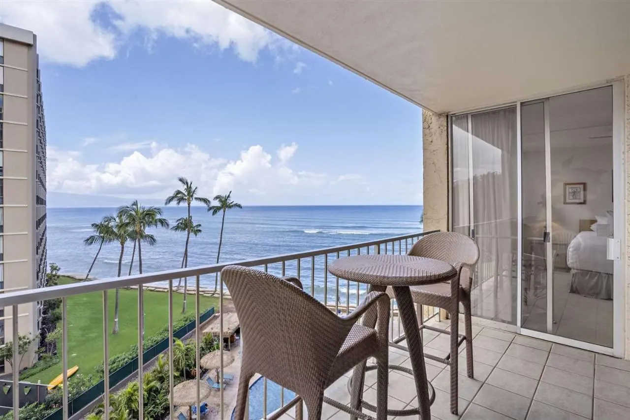 Property building in Royal Kahana