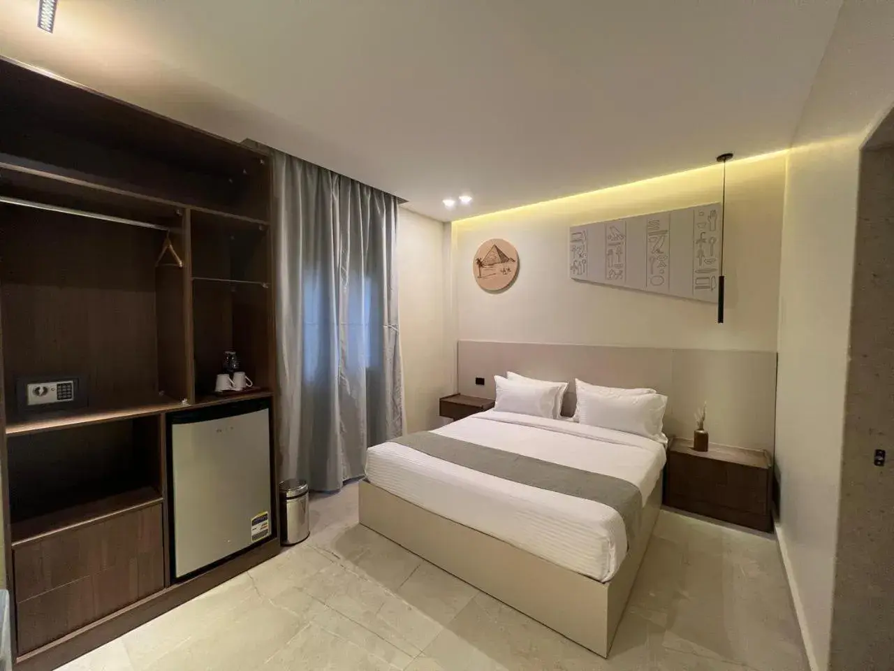 Deluxe Double Room in Pyramids Island Deluxe Double Room in Pyramids Island