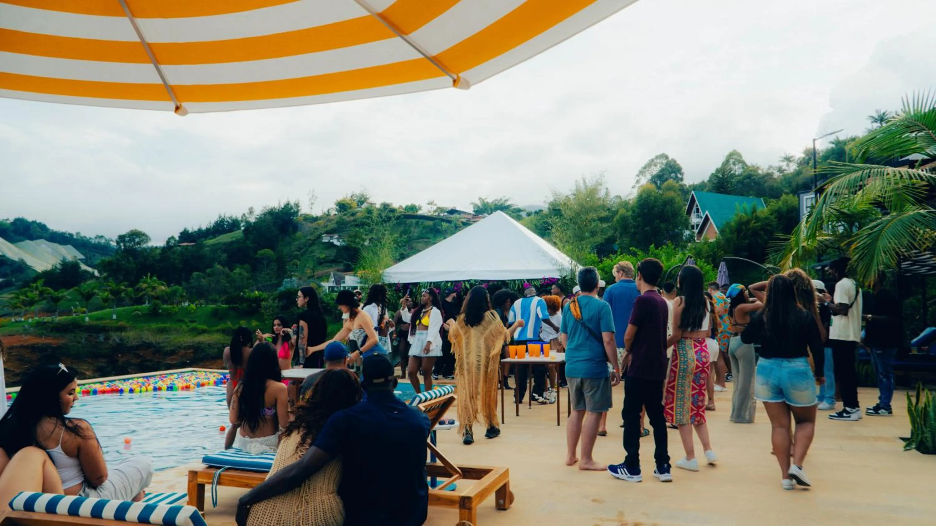 Day in Viajero Guatapé Hostel & Lake Club