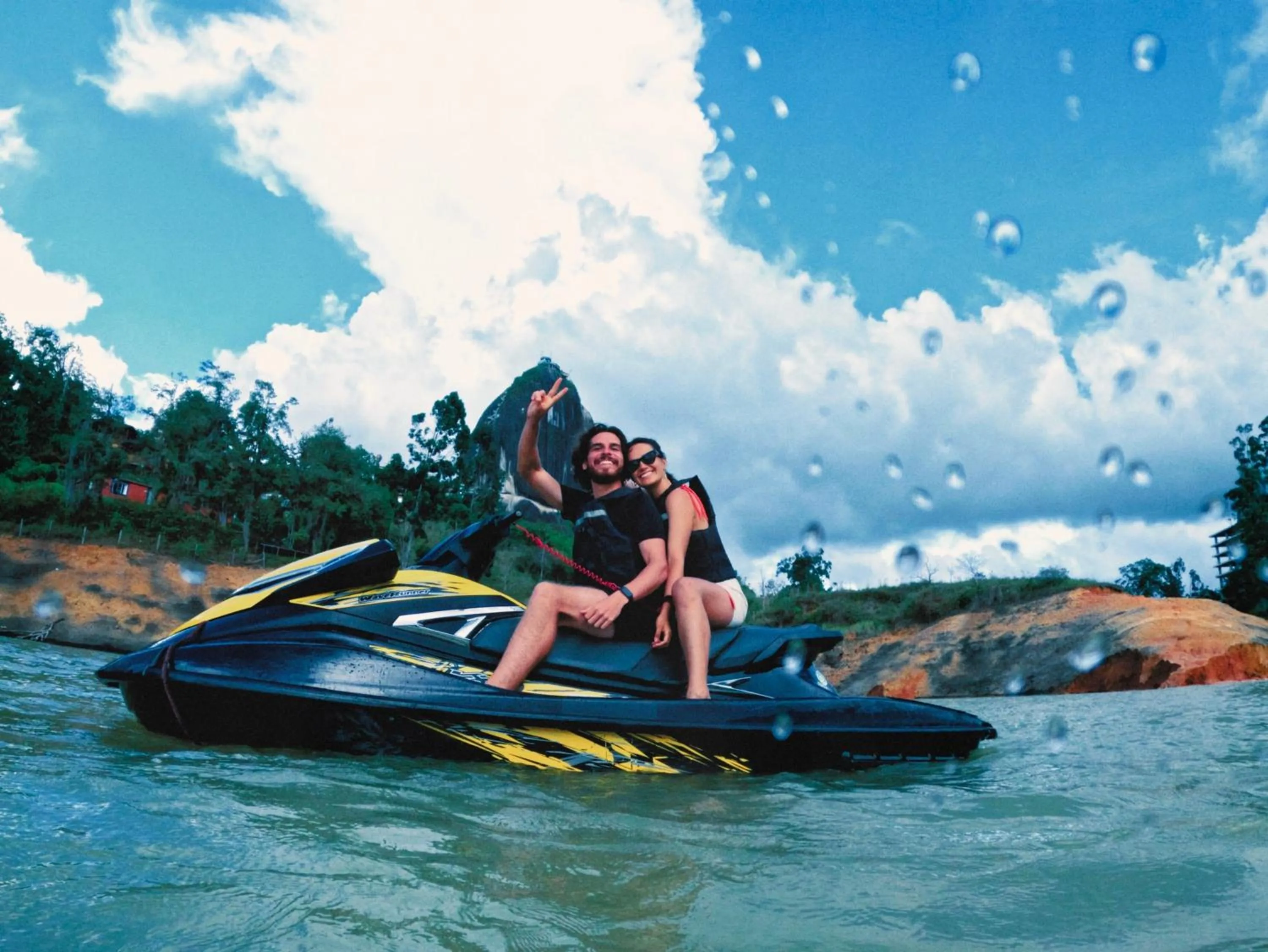 Day in Viajero Guatapé Hostel & Lake Club