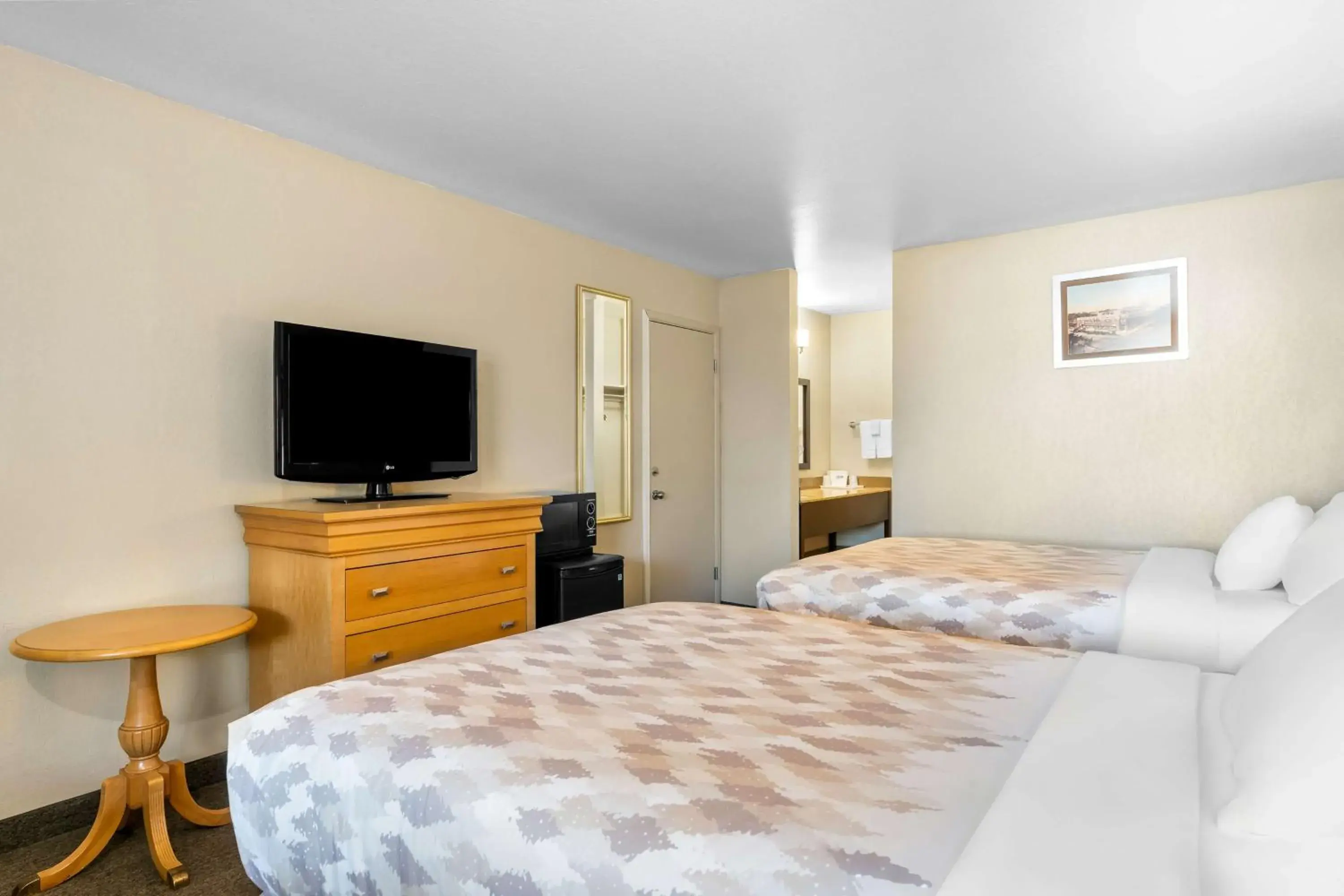Double Room in Americas Best Value Inn Yakima Double Room in Americas Best Value Inn Yakima