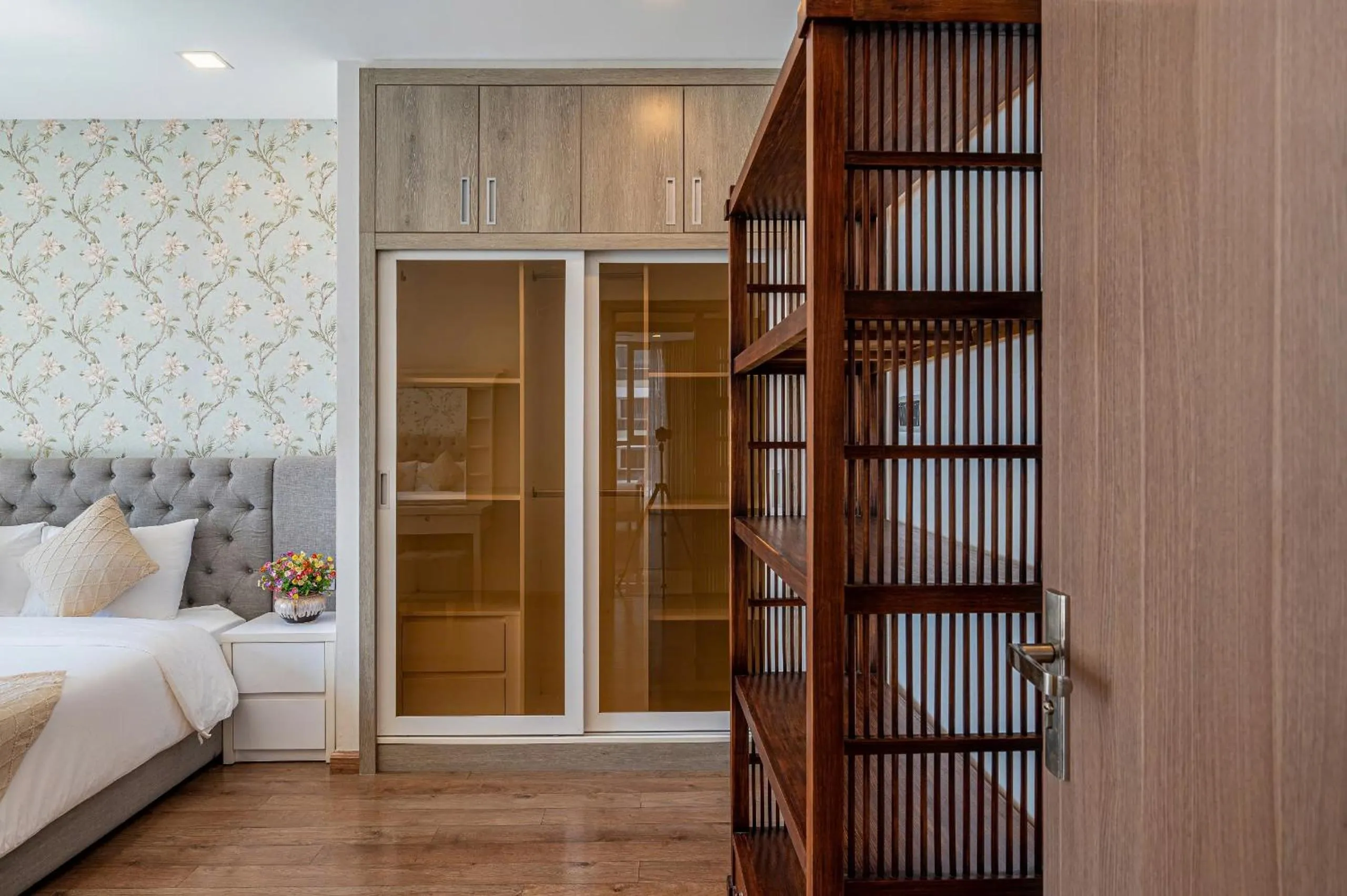 Bed in Urban Zen Saigon - Vinhomes Landmark 81