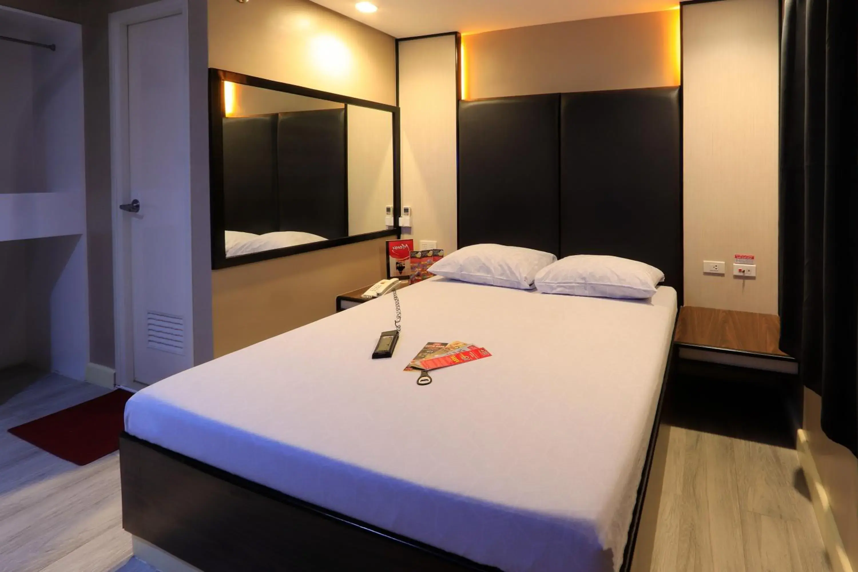 Bed in Hotel Sogo Fairview Bed in Hotel Sogo Fairview