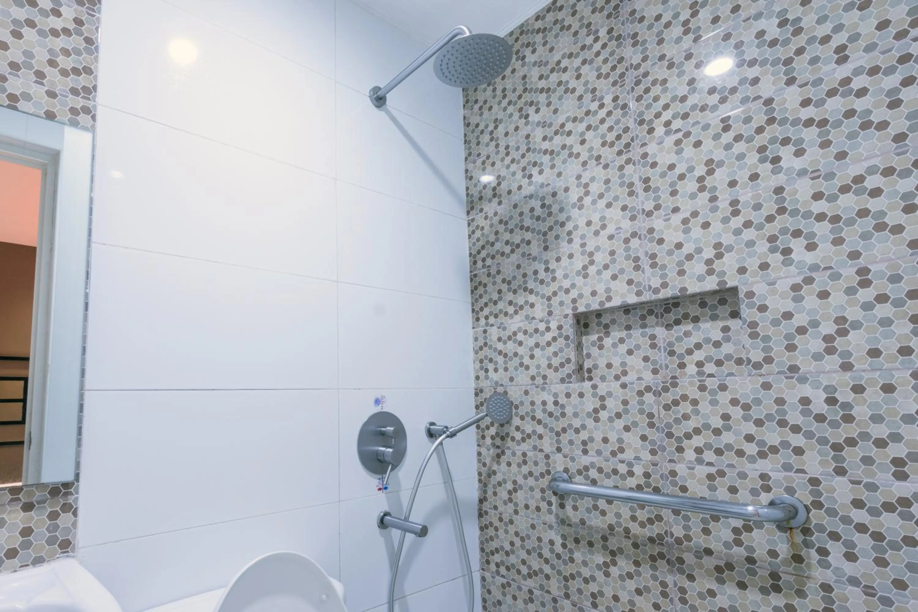 Bathroom in Hotel Sogo Santa Mesa