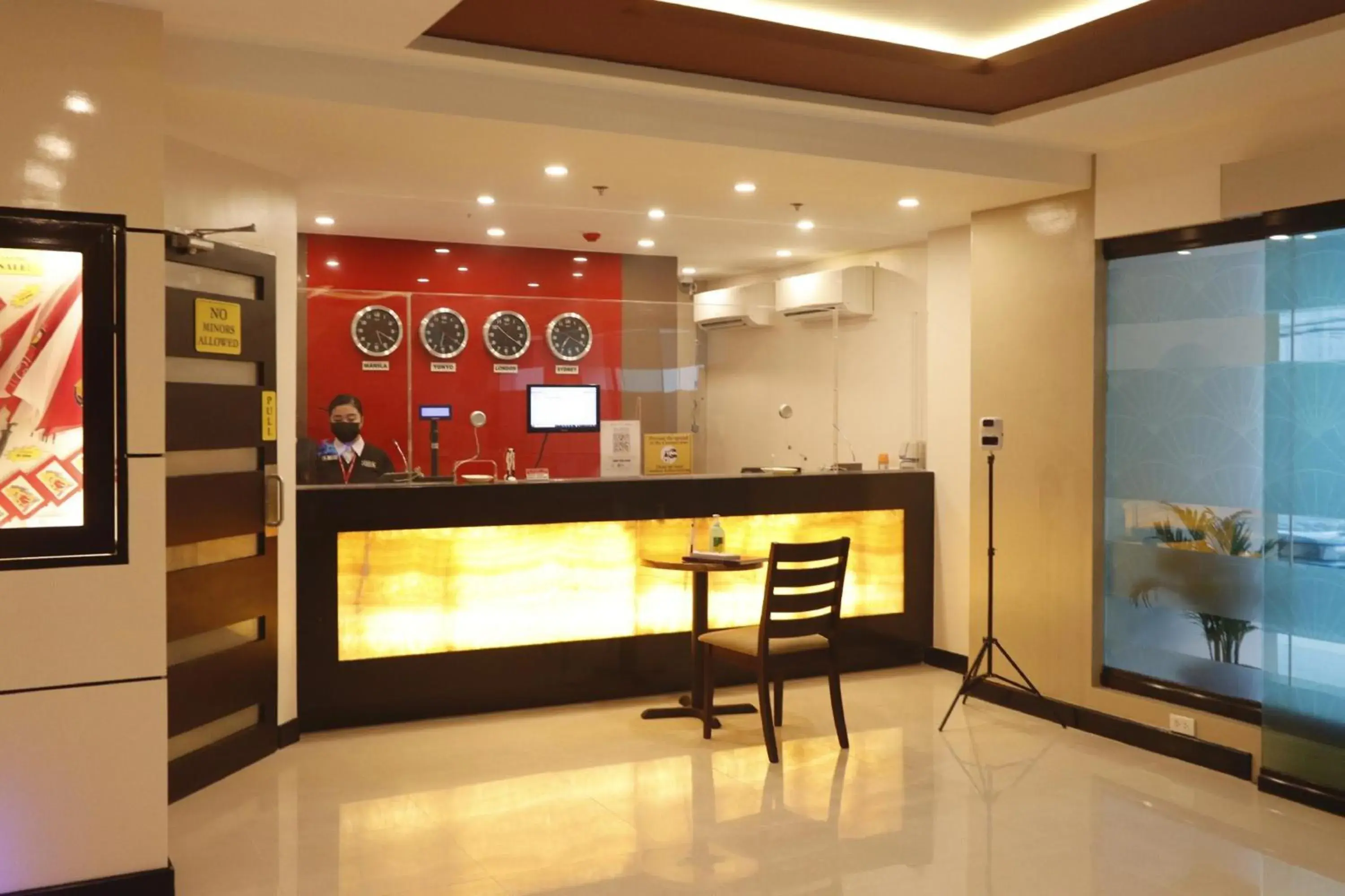 Lobby or reception in Hotel Sogo Timog 2 Lobby or reception in Hotel Sogo Timog 2