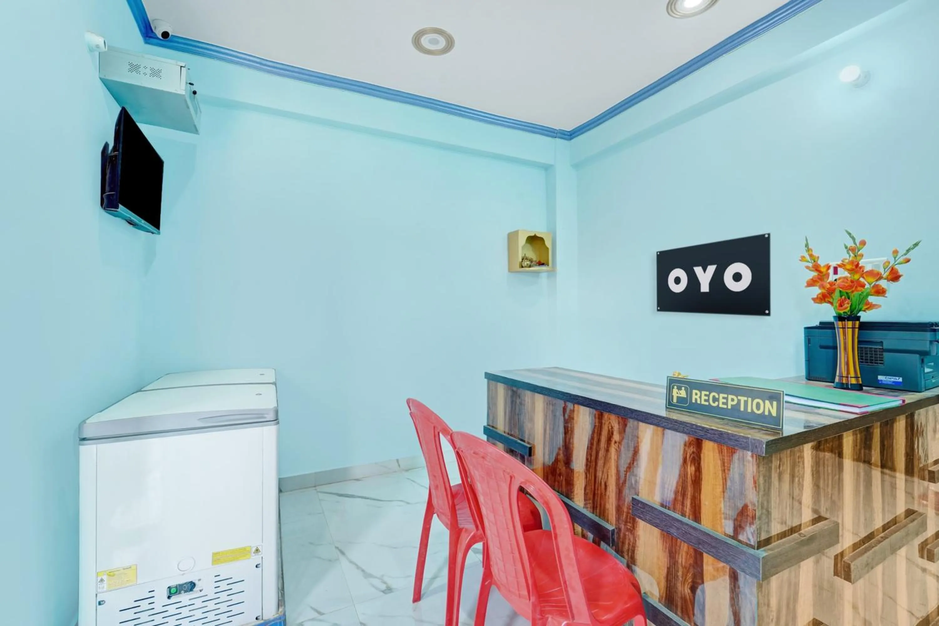 Lobby or reception in Hotel O R K Marriage Hall and Guest House