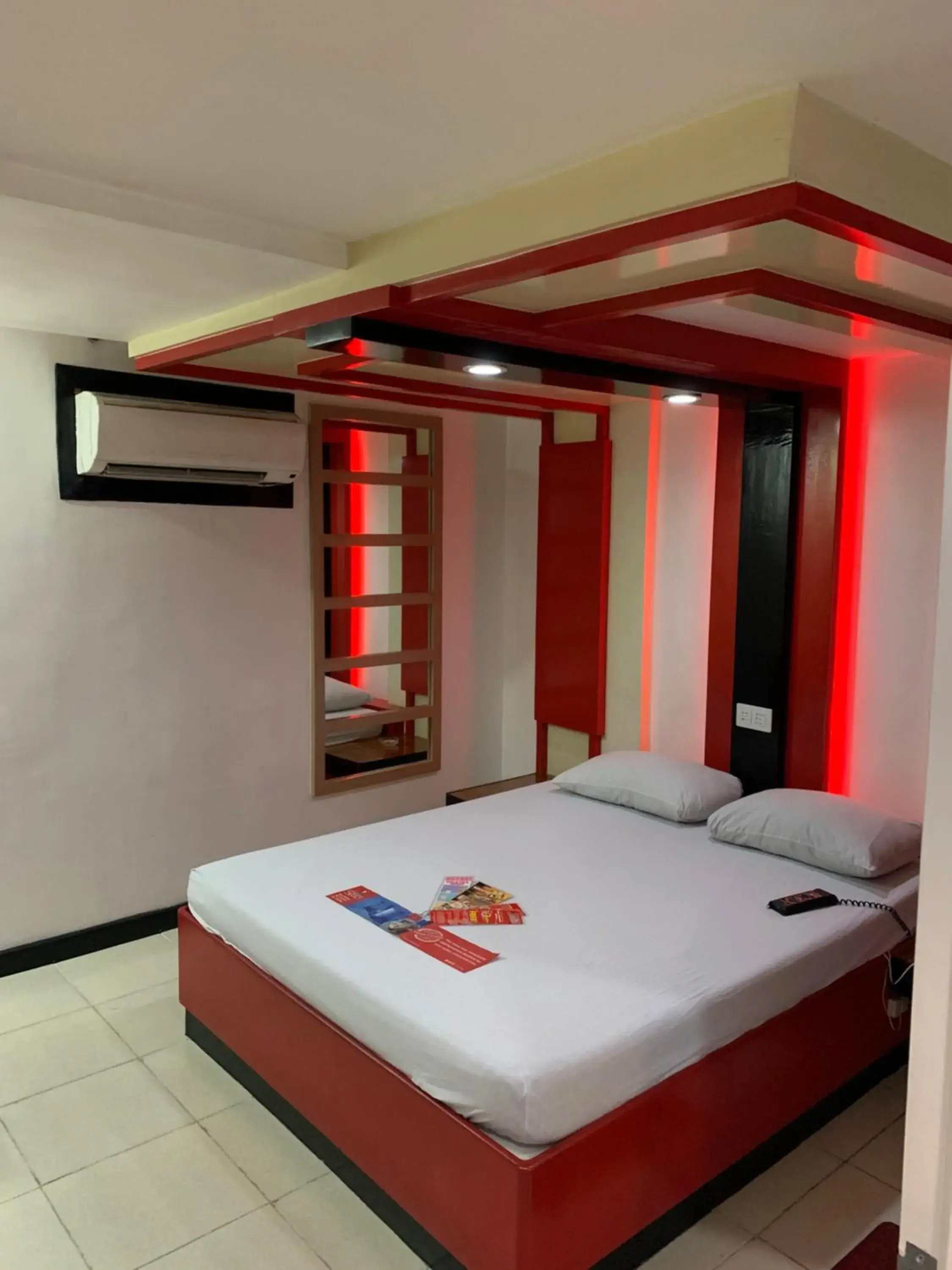 Bed in Hotel Sogo Davao Bed in Hotel Sogo Davao