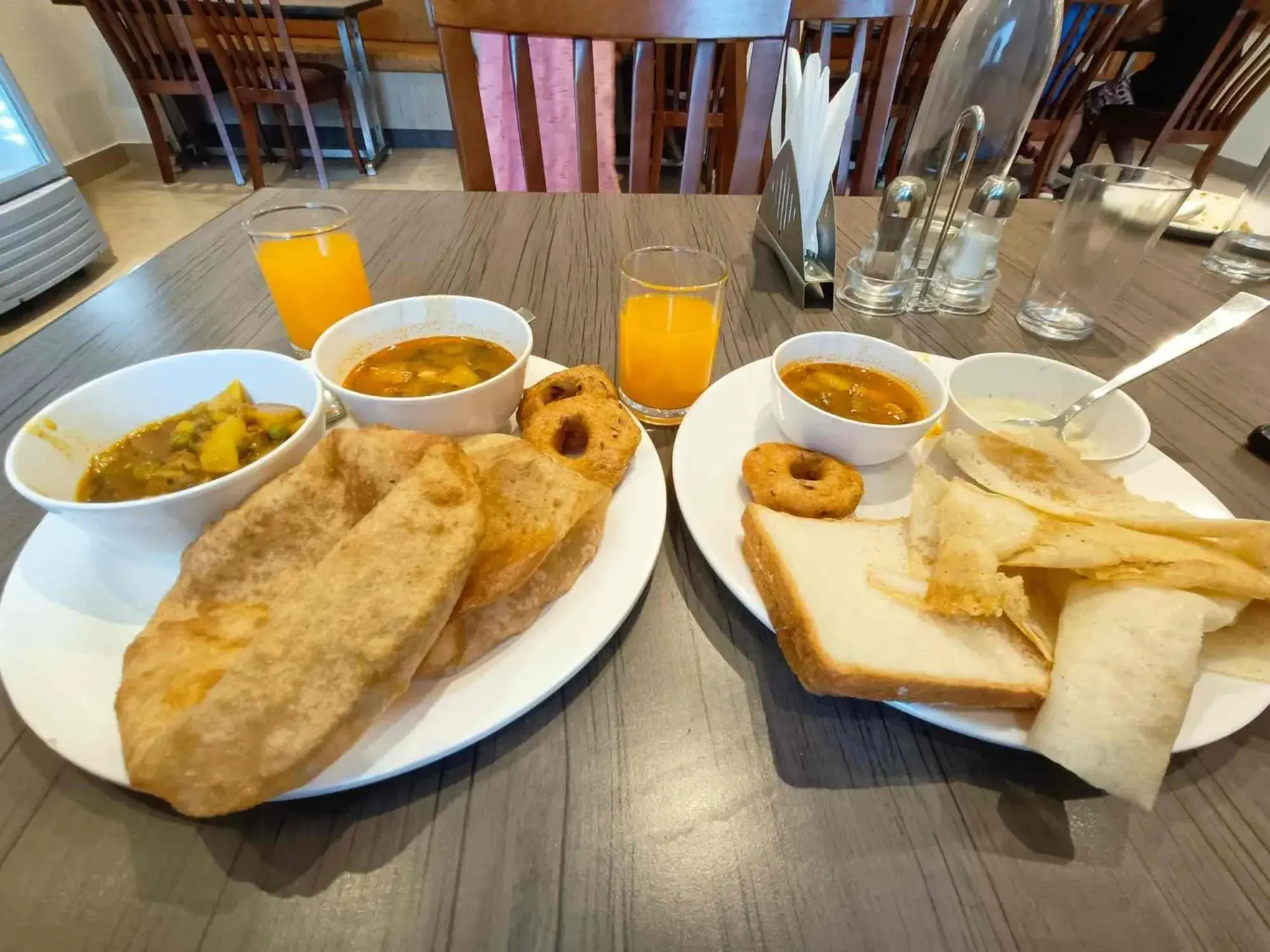 Breakfast in VITS Satyajeet Karad Breakfast in VITS Satyajeet Karad