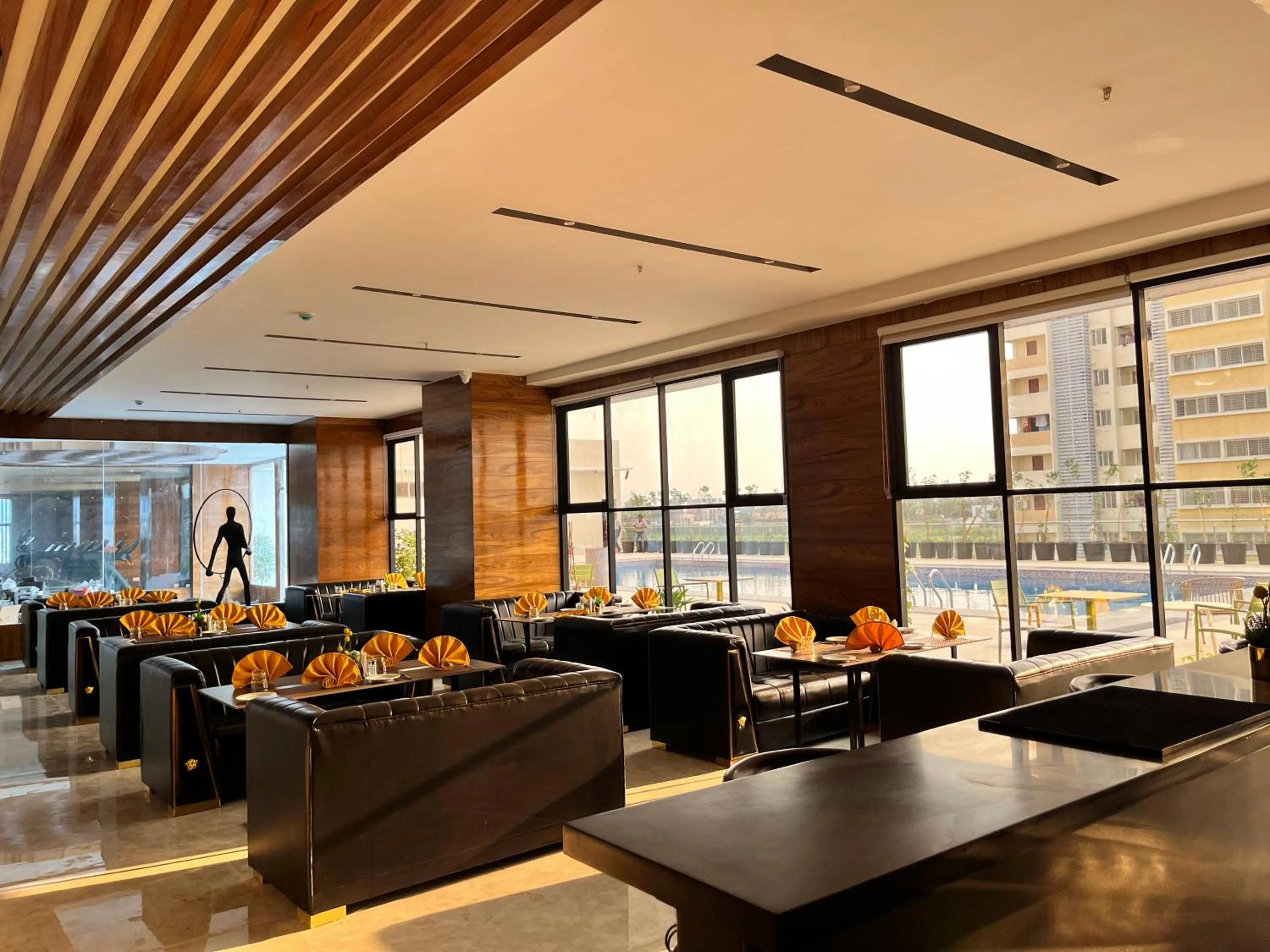 Restaurant/places to eat in VITS Satyajeet Karad