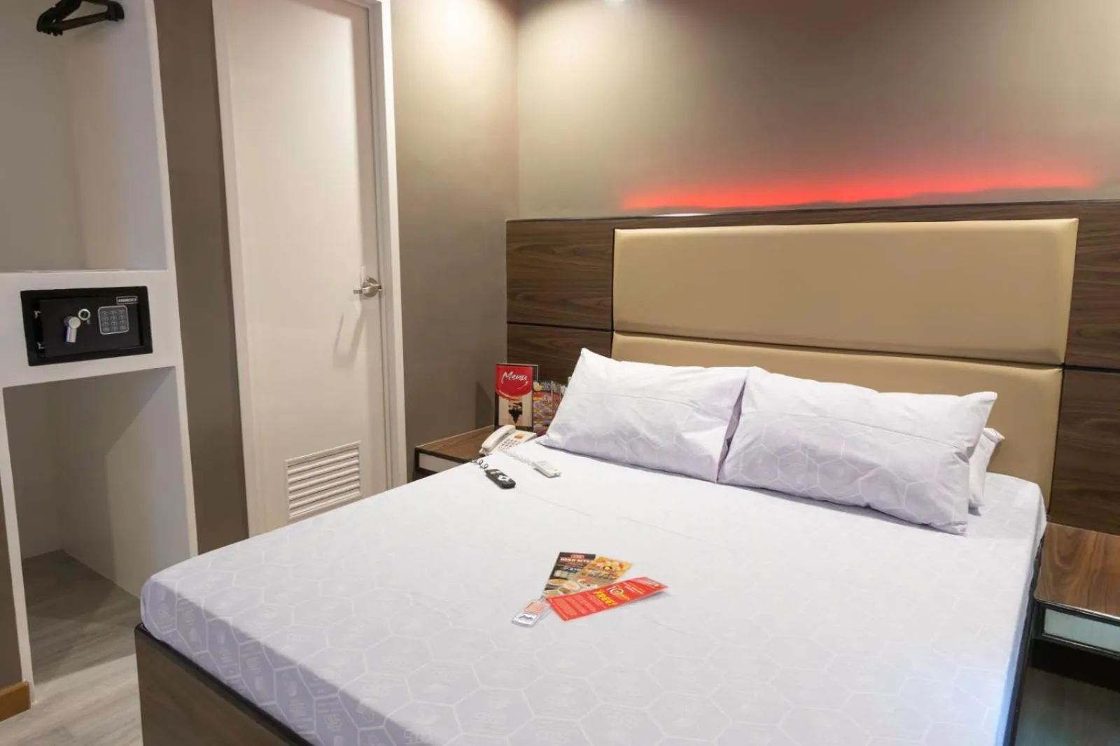 Photo of the whole room, Bed in Hotel Sogo Cagayan De Oro