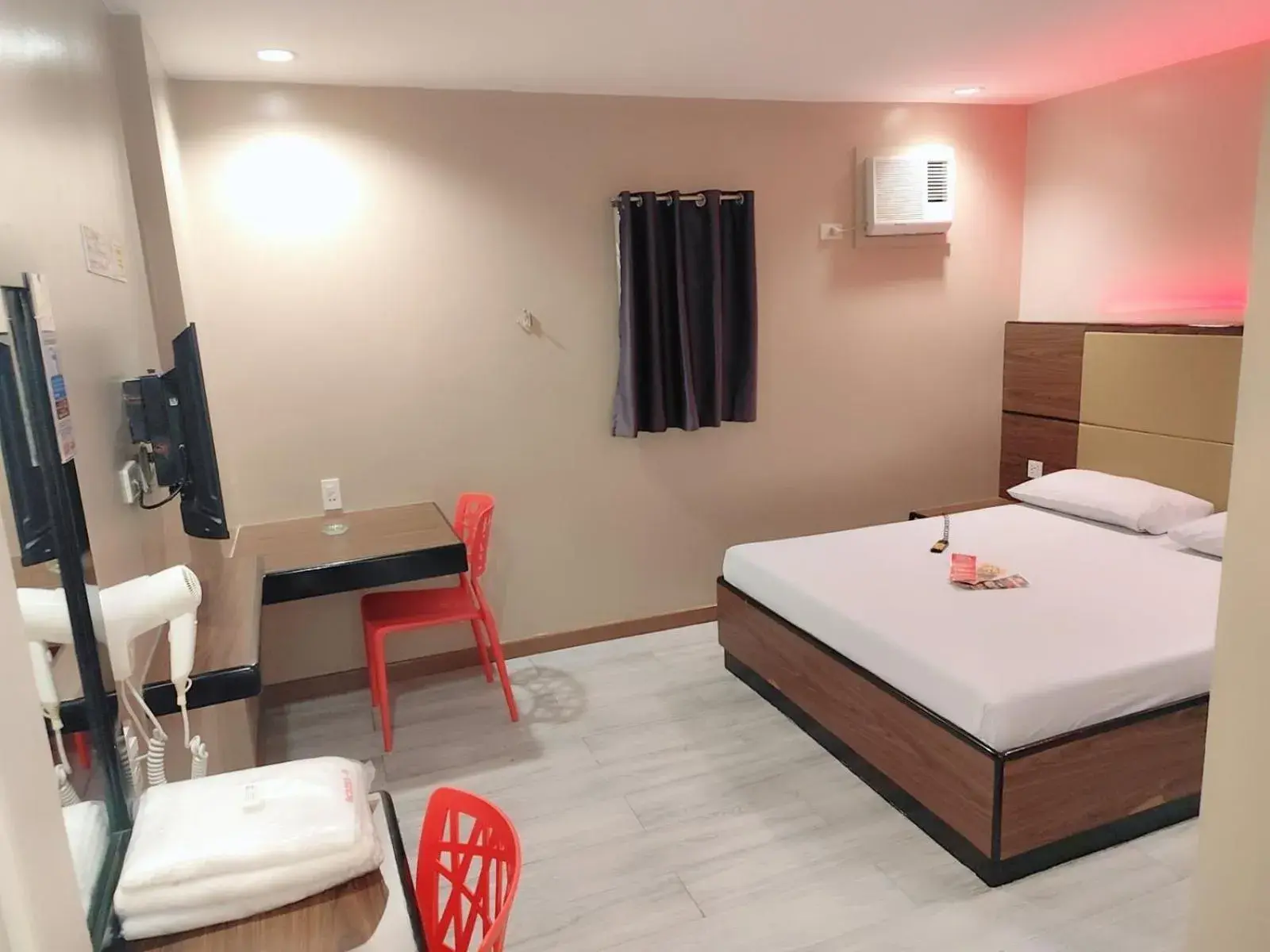 Photo of the whole room, Bed in Hotel Sogo Cagayan De Oro Photo of the whole room, Bed in Hotel Sogo Cagayan De Oro