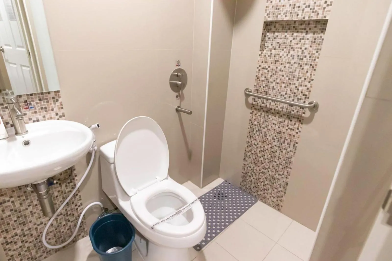 Bathroom in Hotel Sogo Cagayan De Oro