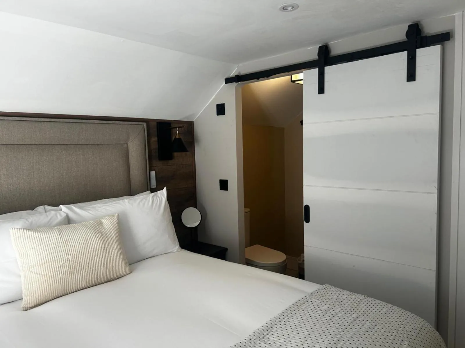 Bed in The Glen Quarter