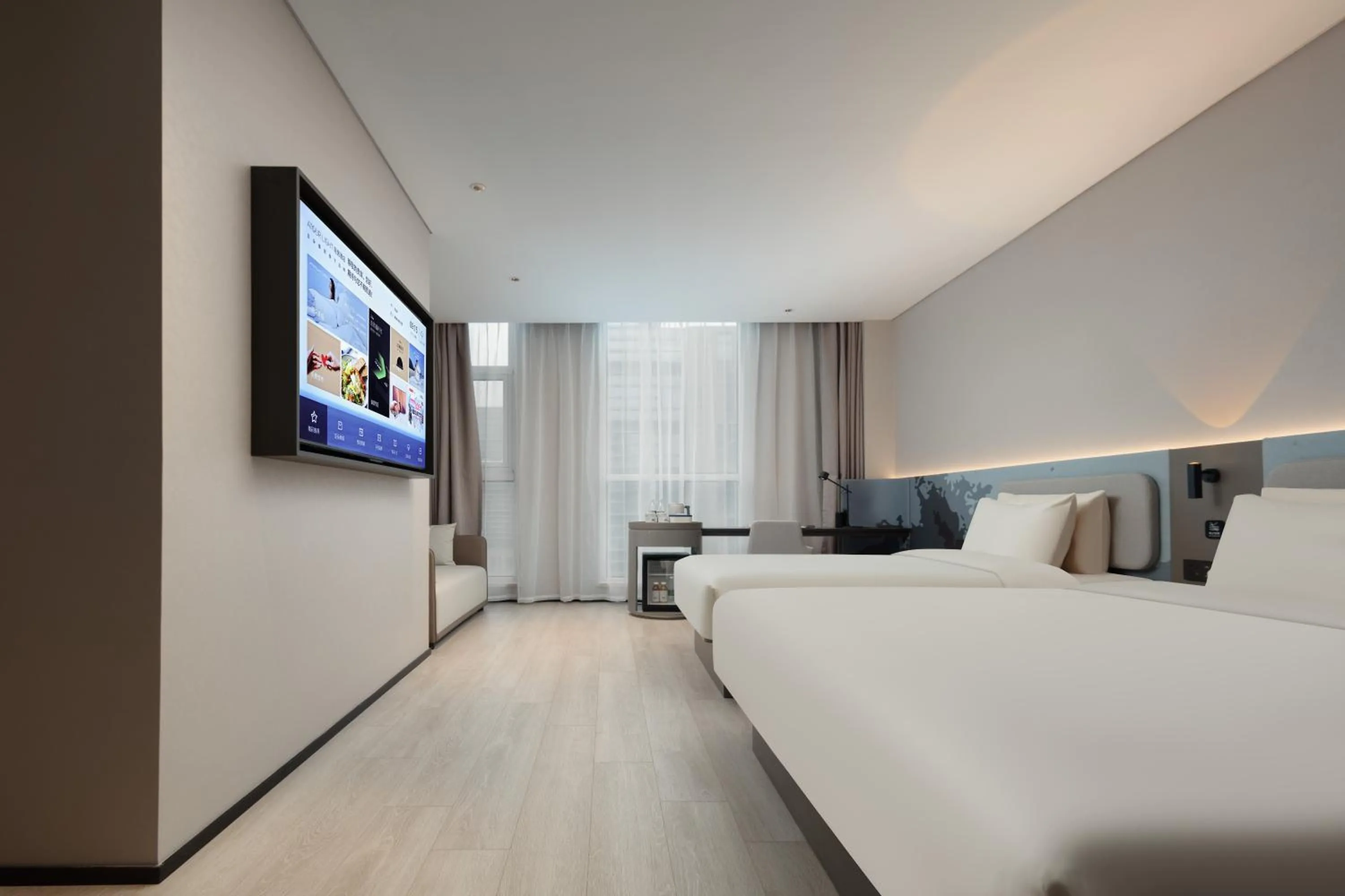 Photo of the whole room, Bed in Atour Light Hotel Shanghai Daning International Shibei High-tech Park