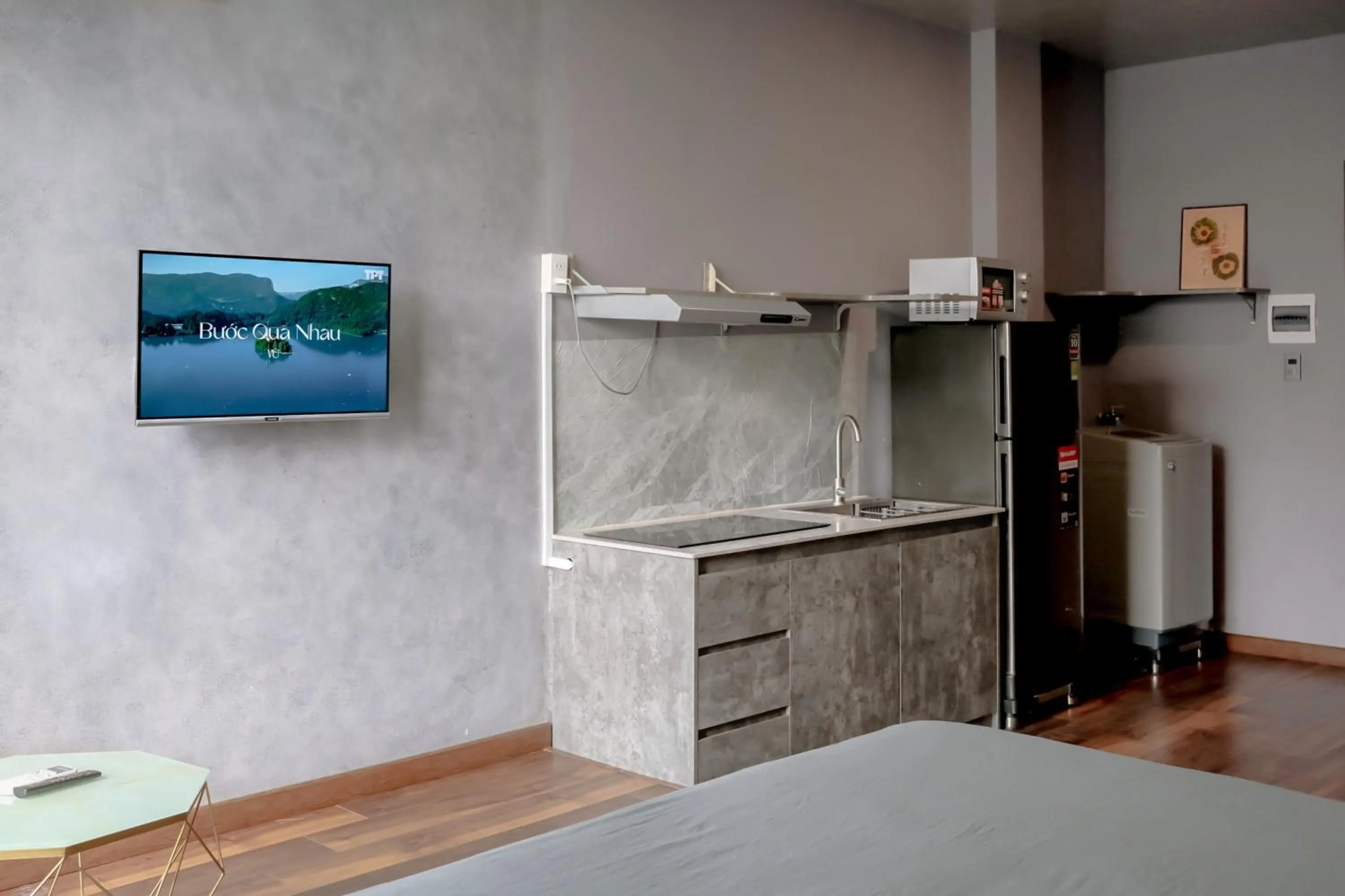 TV and multimedia in Zeus Living - Cozy Apartment in Thao Dien