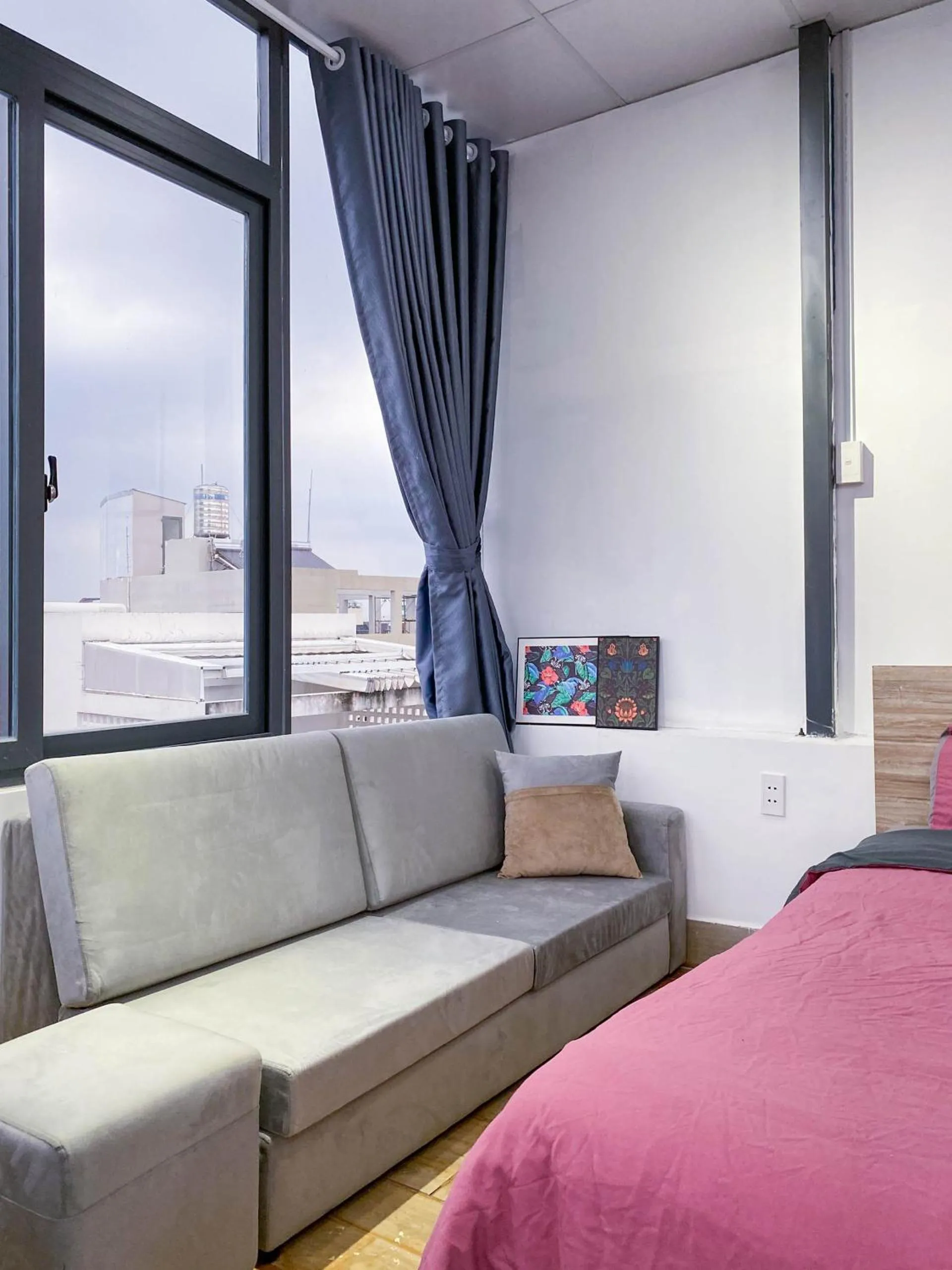 Communal lounge/ TV room, Bed in Zeus Living - Cozy Apartment in Thao Dien