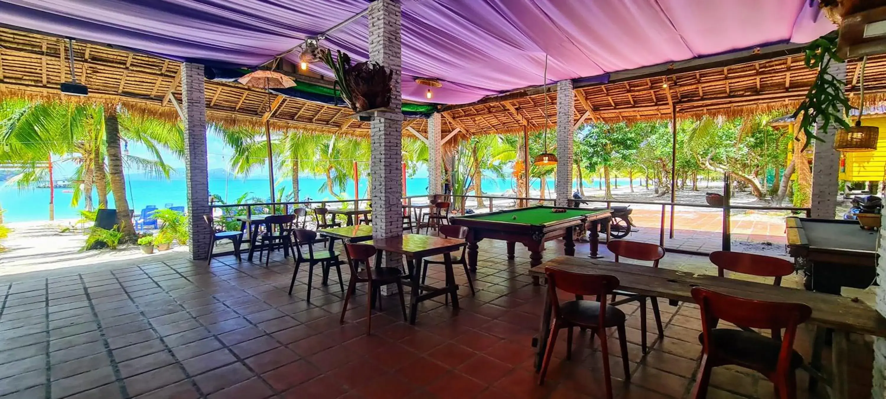 Restaurant/places to eat in Koh Rong Beach Hostel and Bungalows Restaurant/places to eat in Koh Rong Beach Hostel and Bungalows