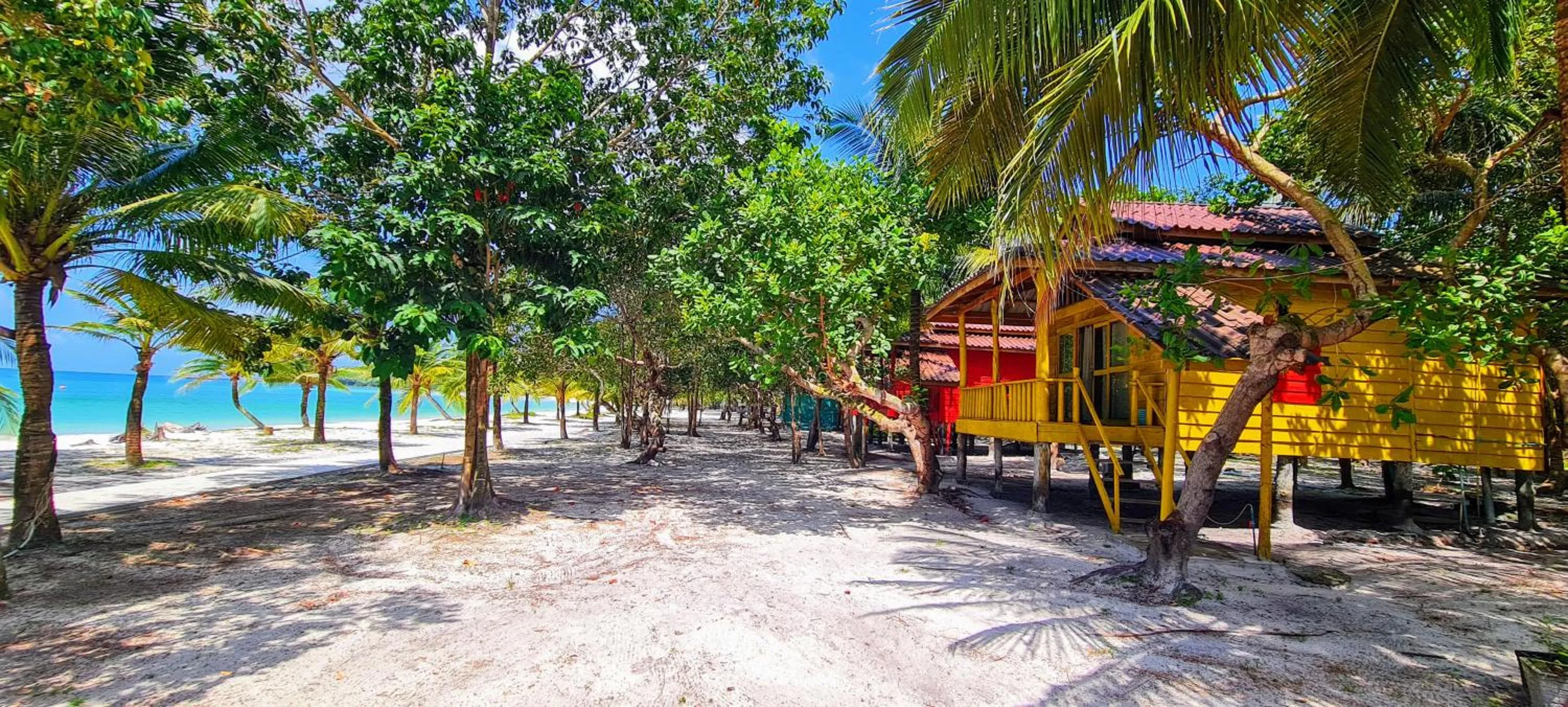 Sea view in Koh Rong Beach Hostel and Bungalows