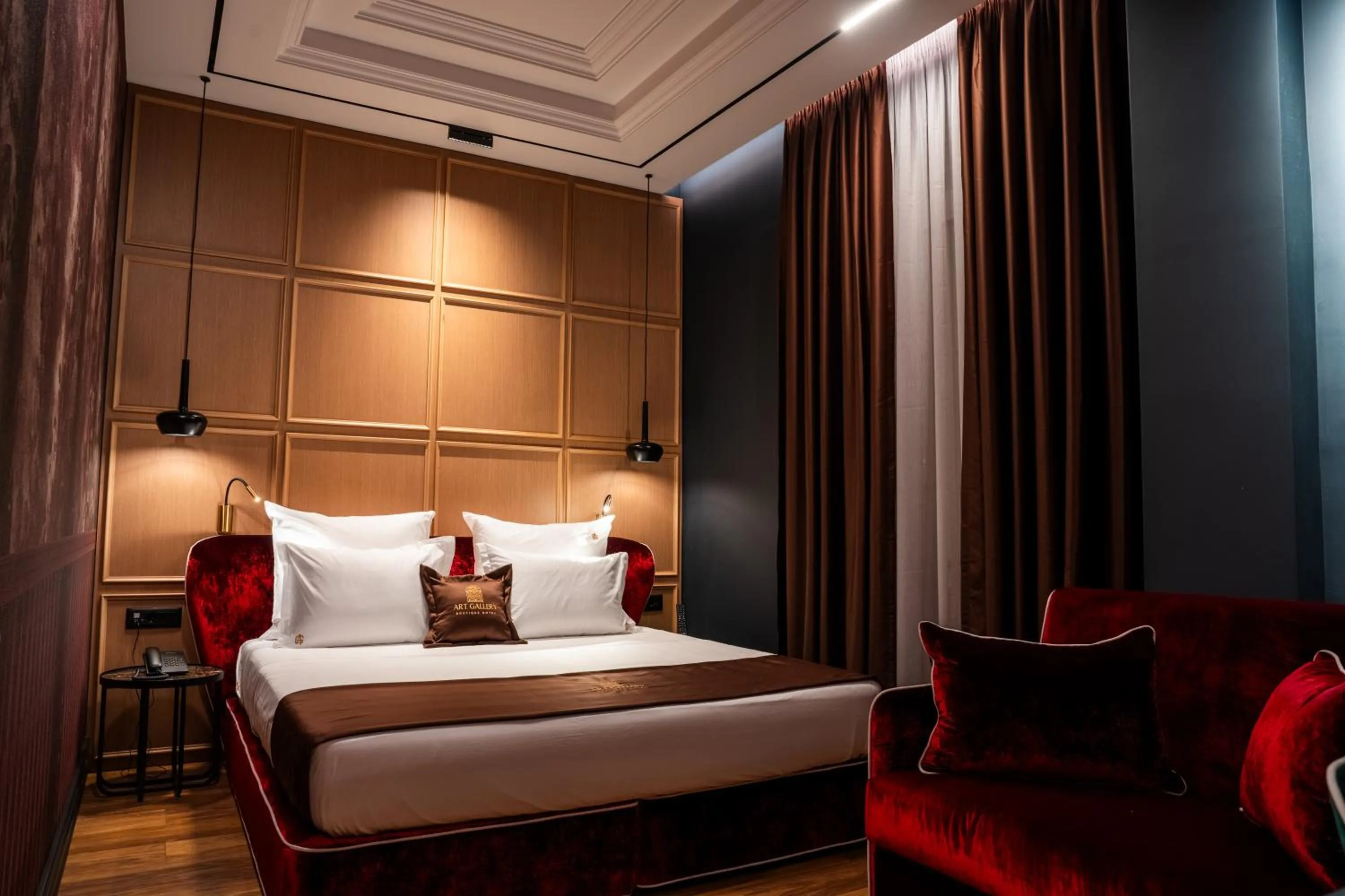 Deluxe King Room in Art Gallery Boutique Hotel