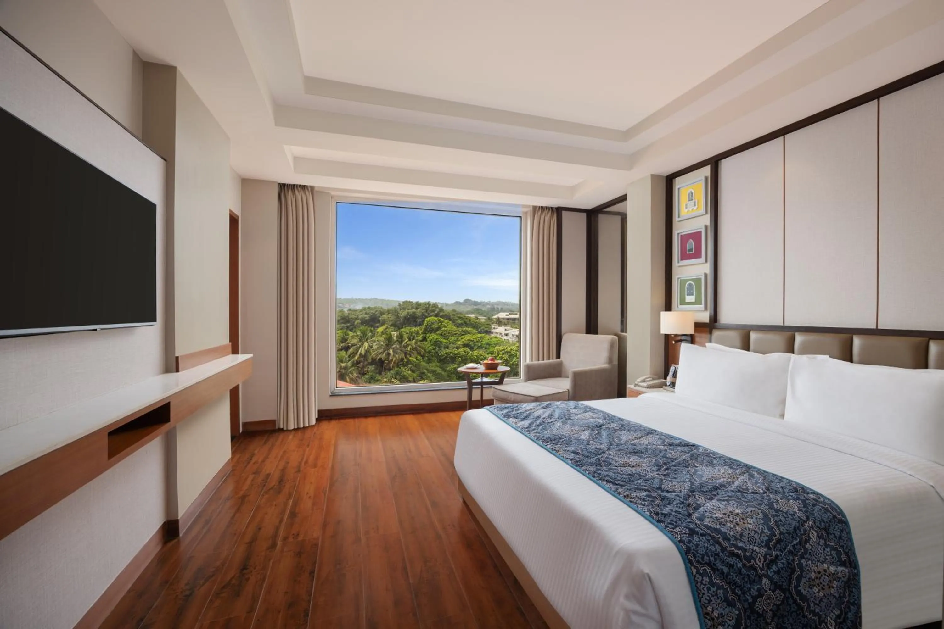 Photo of the whole room, Bed in Fortune Select Candolim, Goa - Member ITC Hotels' Group