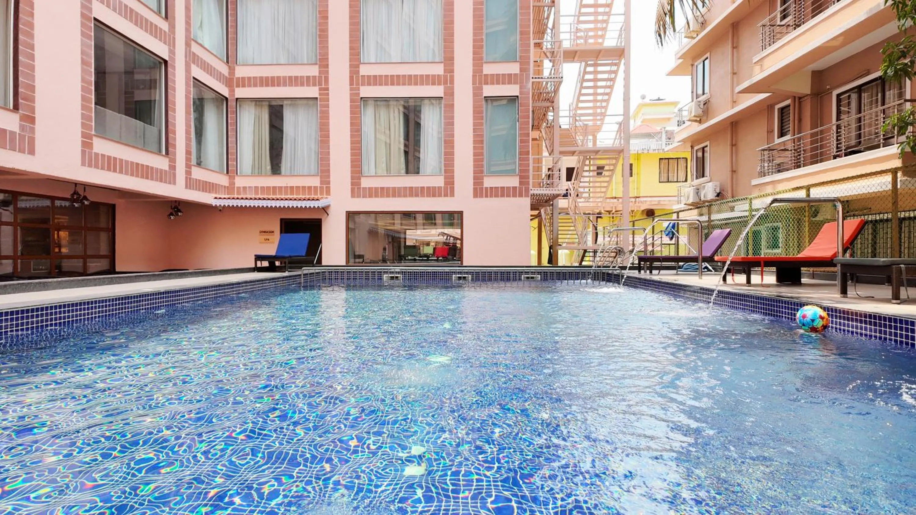 Swimming pool in Fortune Select Candolim, Goa - Member ITC Hotels' Group
