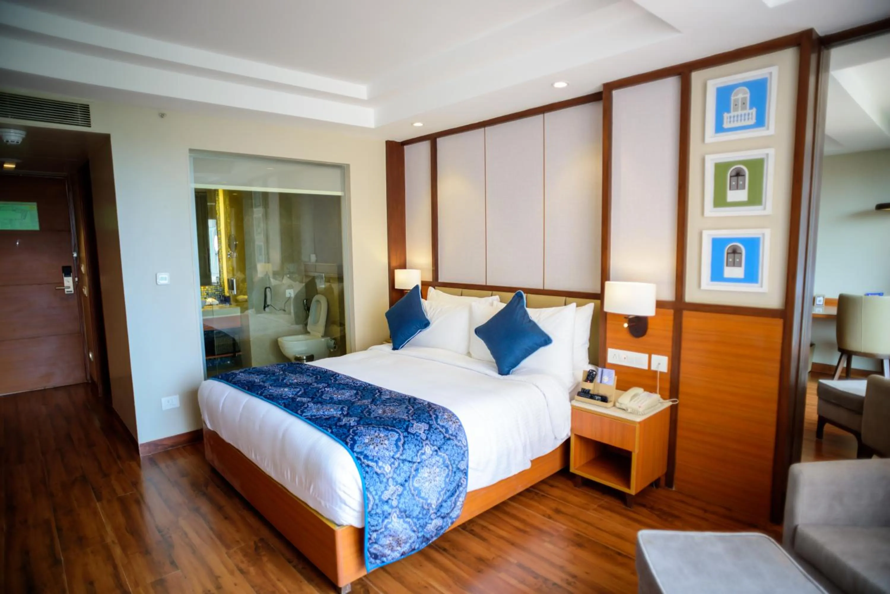 Bedroom, Bed in Fortune Select Candolim, Goa - Member ITC Hotels' Group