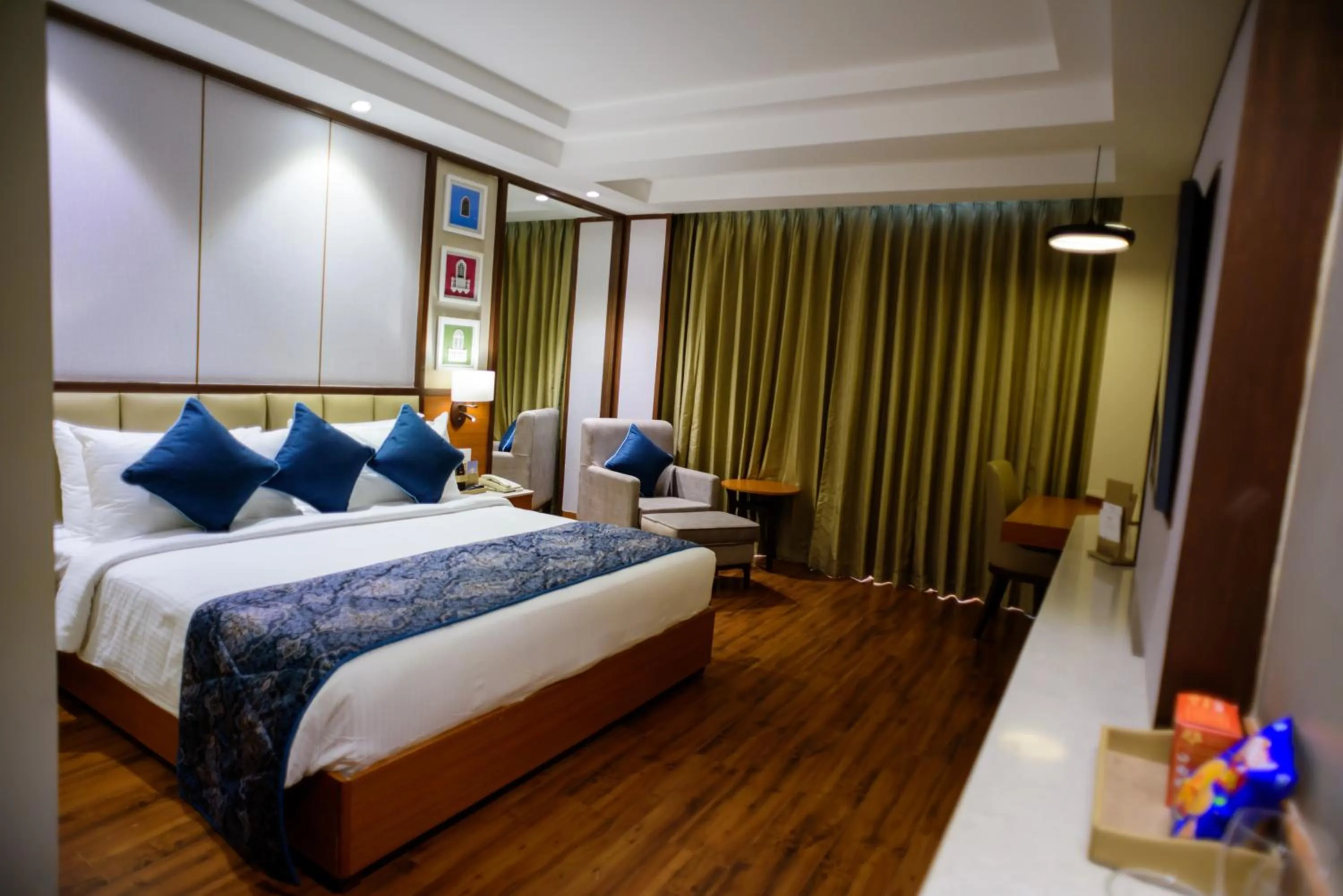 Photo of the whole room, Bed in Fortune Select Candolim, Goa - Member ITC Hotels' Group