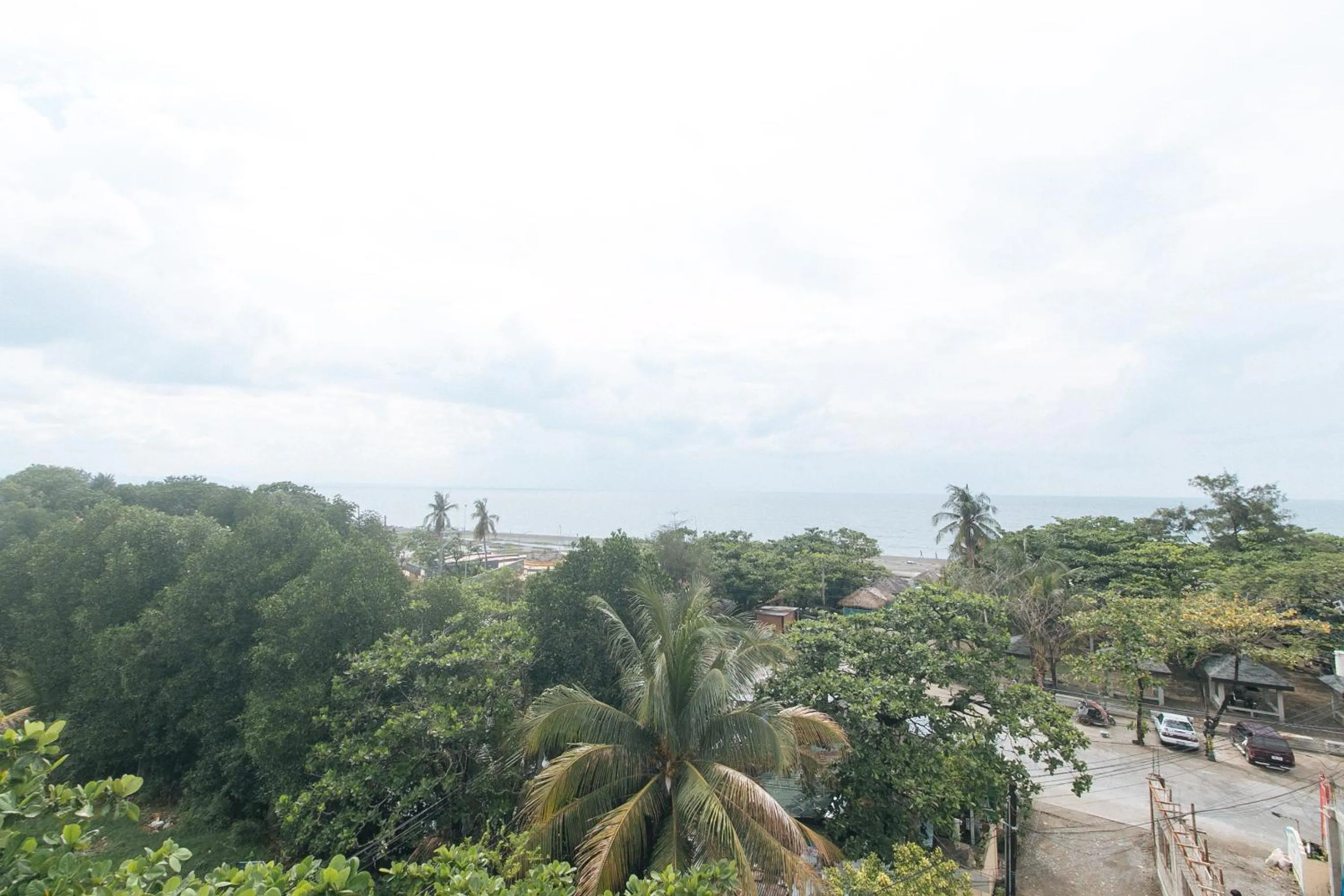 View (from property/room) in RedDoorz @ Tondaligan Beach Hotel