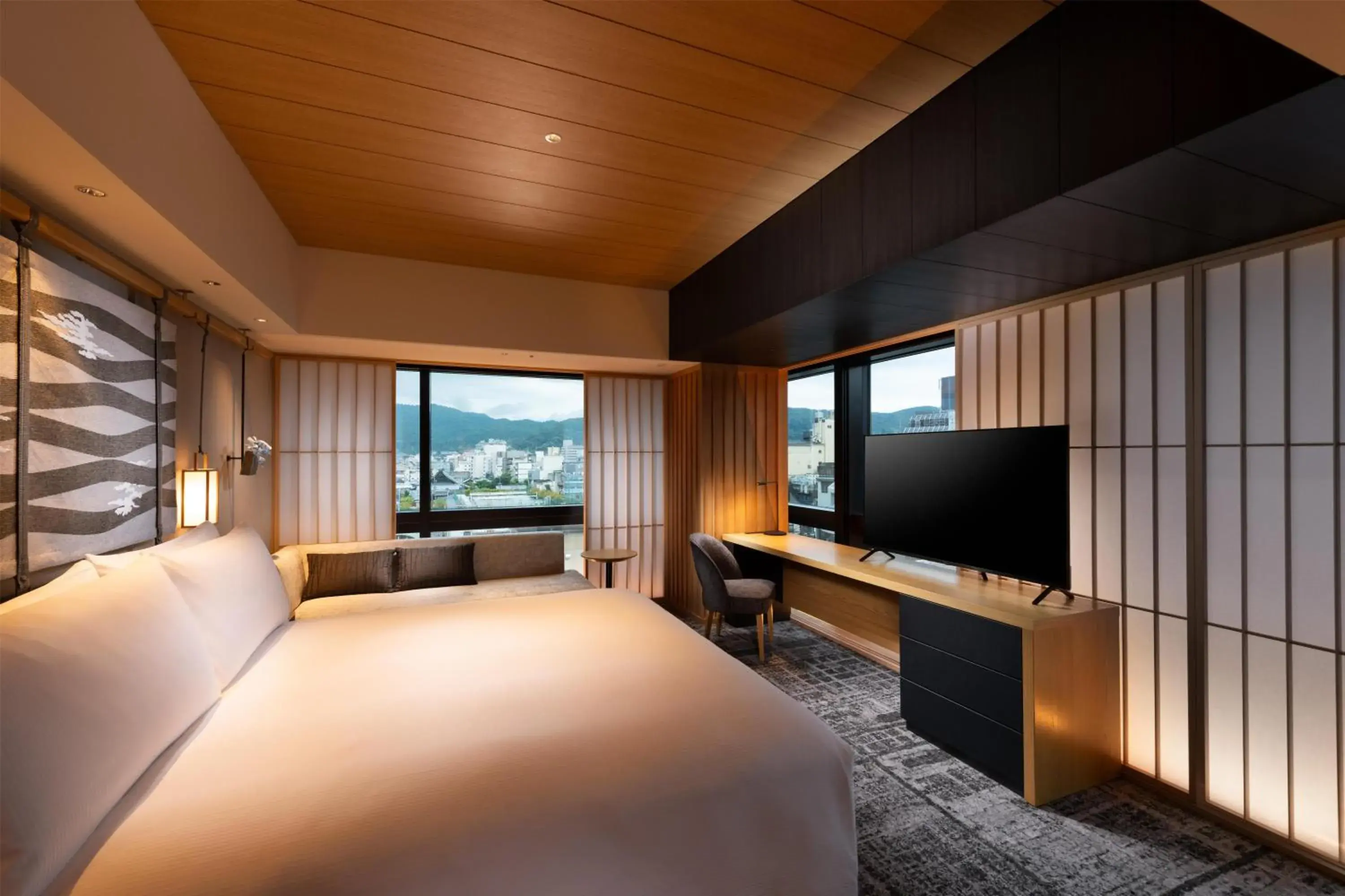 Bed in Hilton Kyoto Bed in Hilton Kyoto