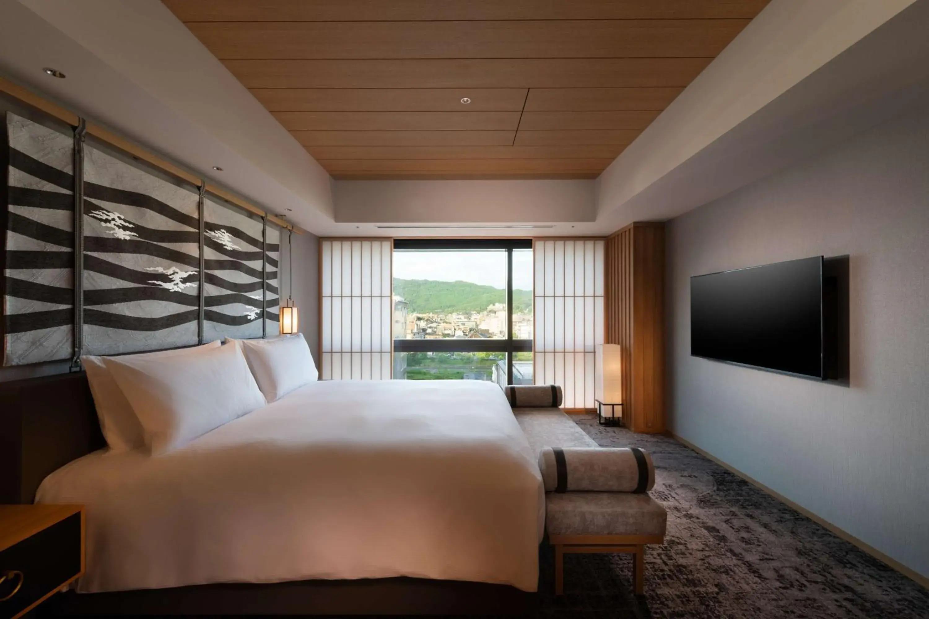 Bed in Hilton Kyoto Bed in Hilton Kyoto