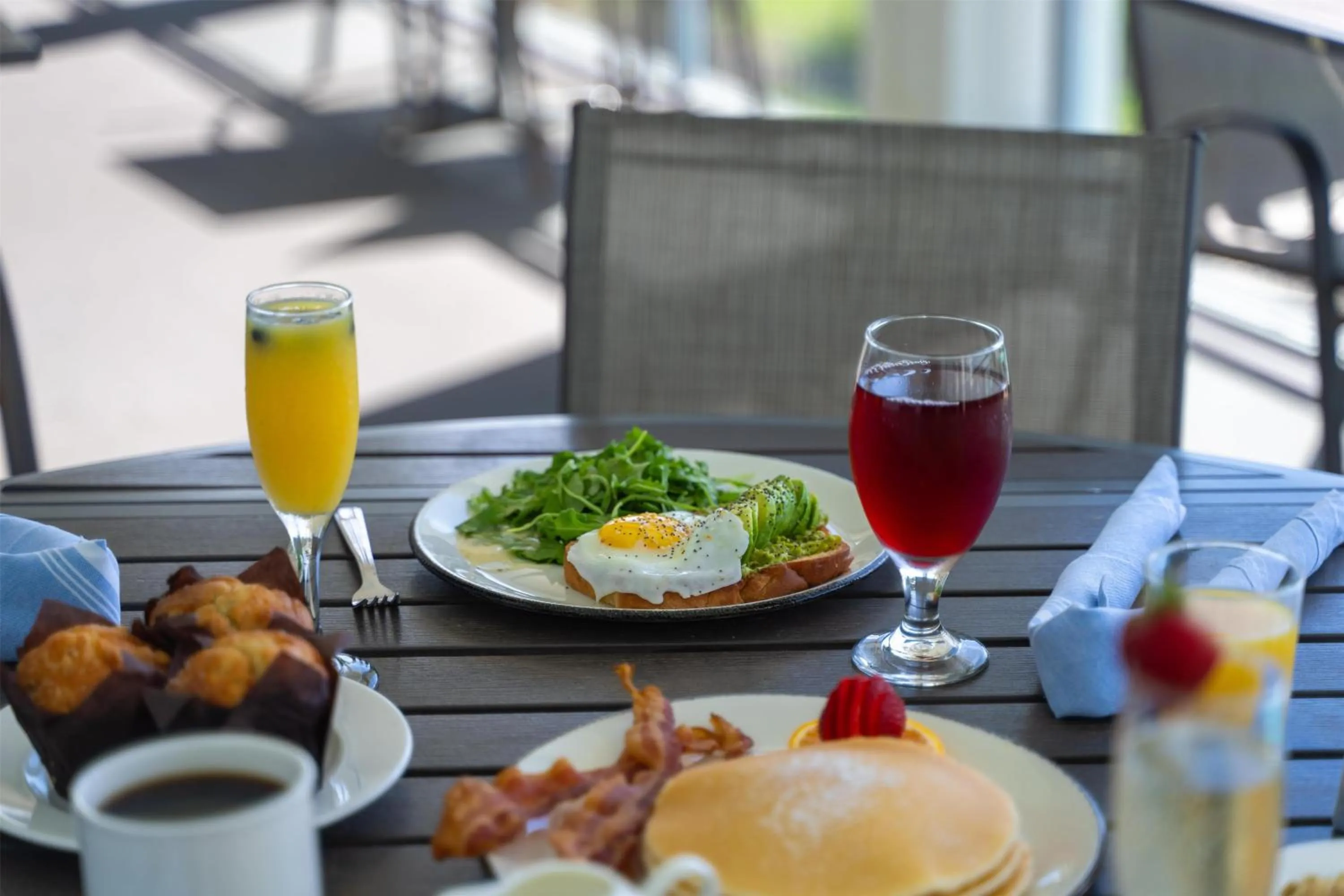 Restaurant/places to eat in The Ellie Beach Resort Myrtle Beach, Tapestry By Hilton