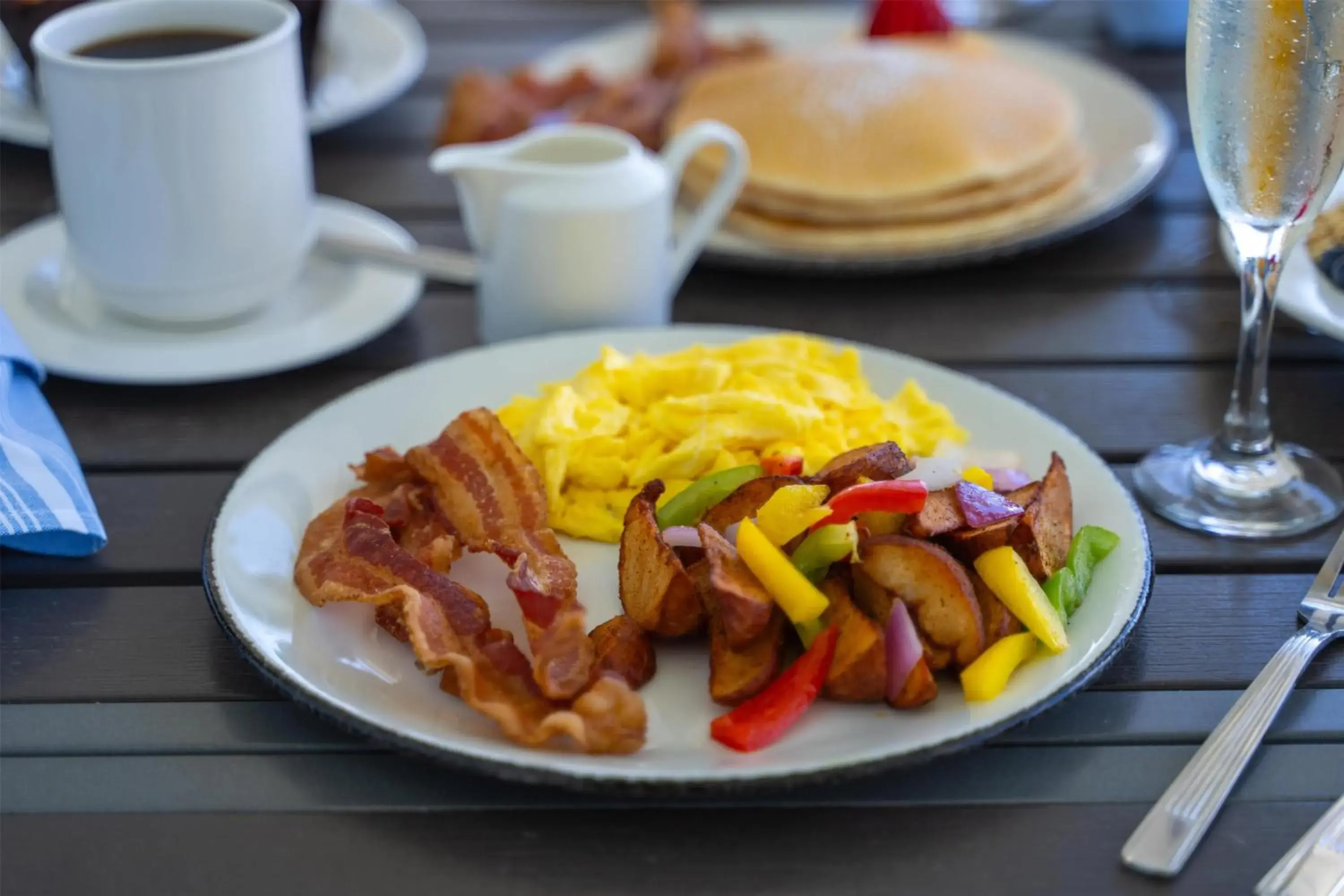 Restaurant/places to eat in The Ellie Beach Resort Myrtle Beach, Tapestry By Hilton Restaurant/places to eat in The Ellie Beach Resort Myrtle Beach, Tapestry By Hilton