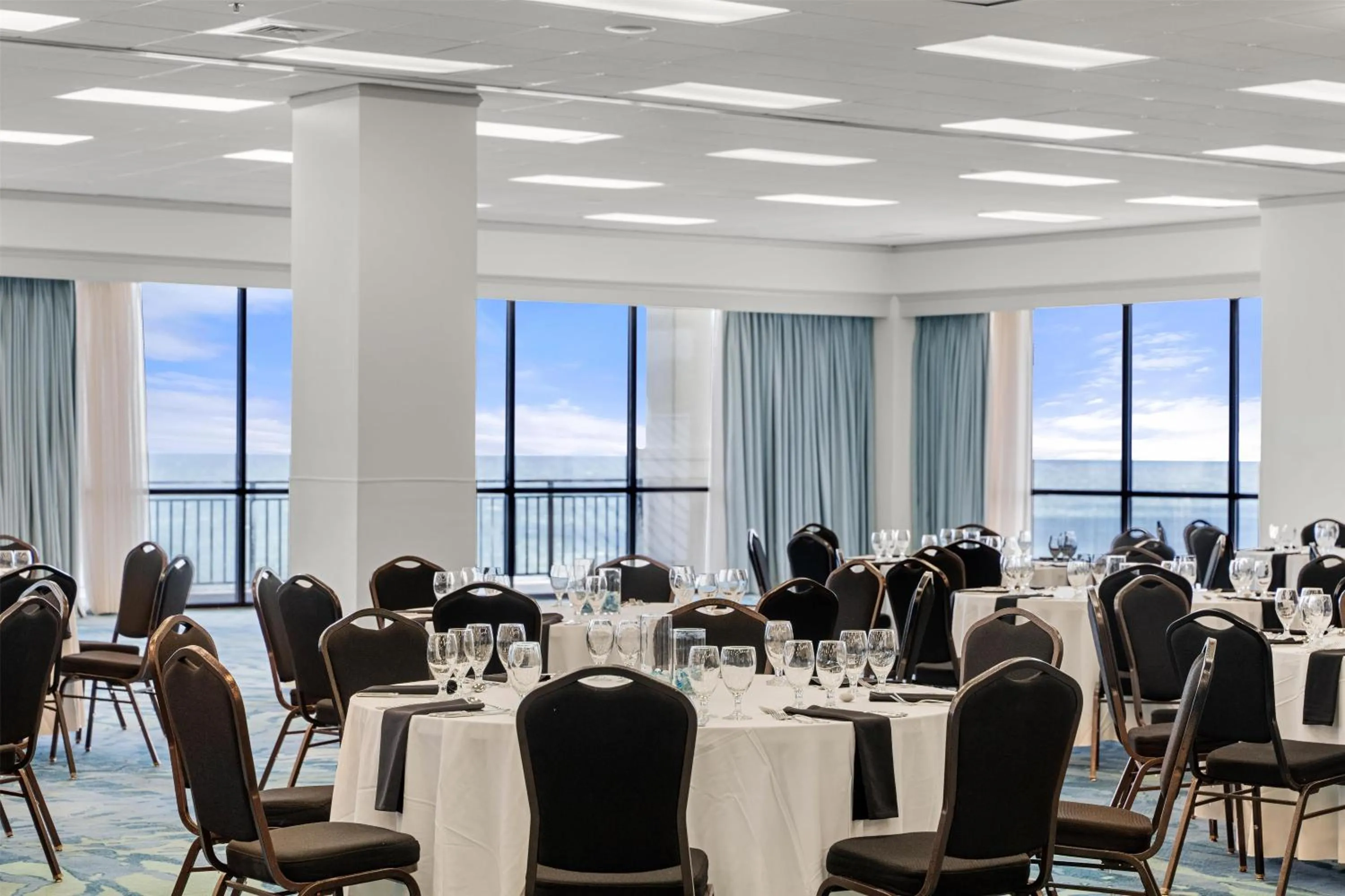 Meeting/conference room in The Ellie Beach Resort Myrtle Beach, Tapestry By Hilton