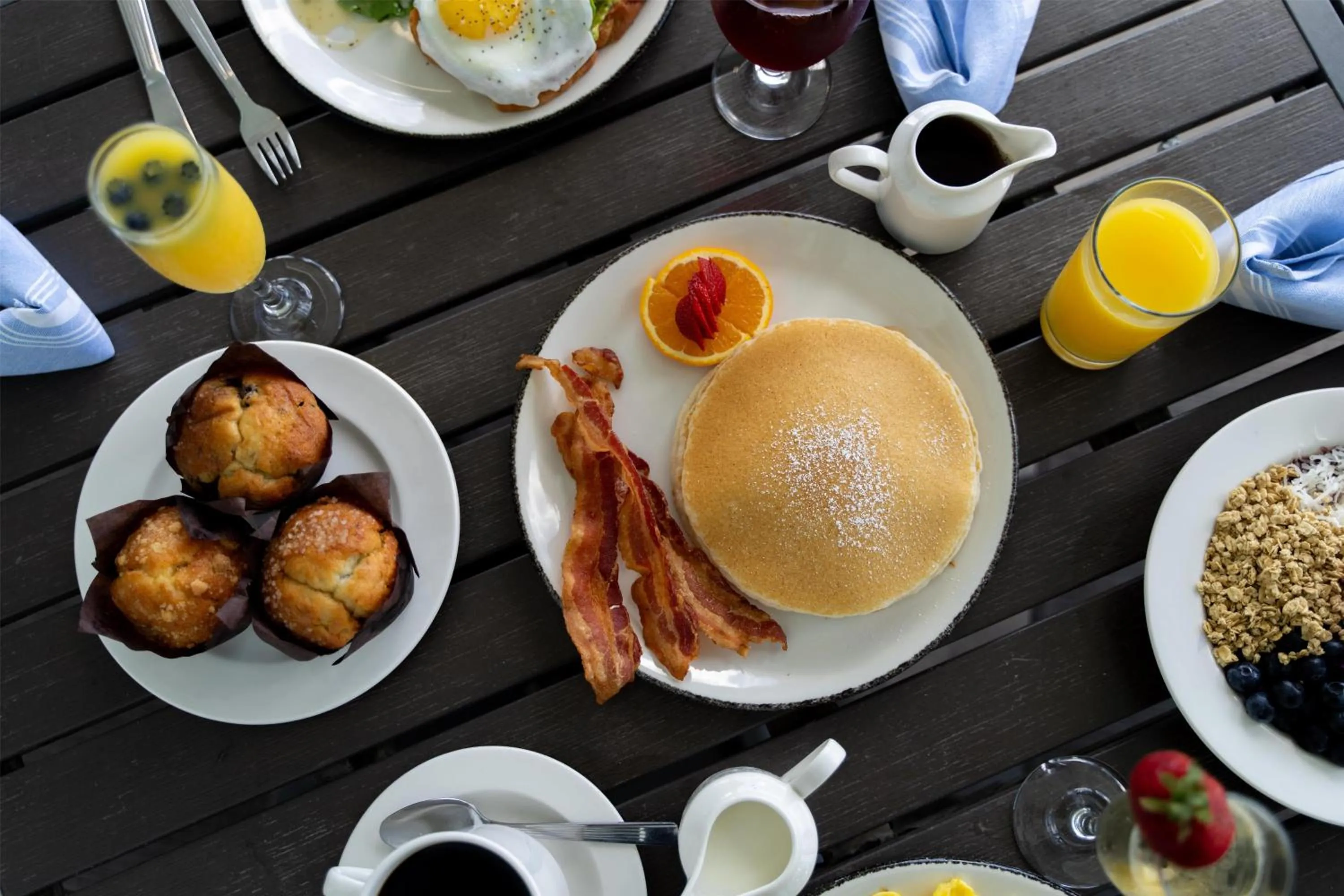 Restaurant/places to eat in The Ellie Beach Resort Myrtle Beach, Tapestry By Hilton