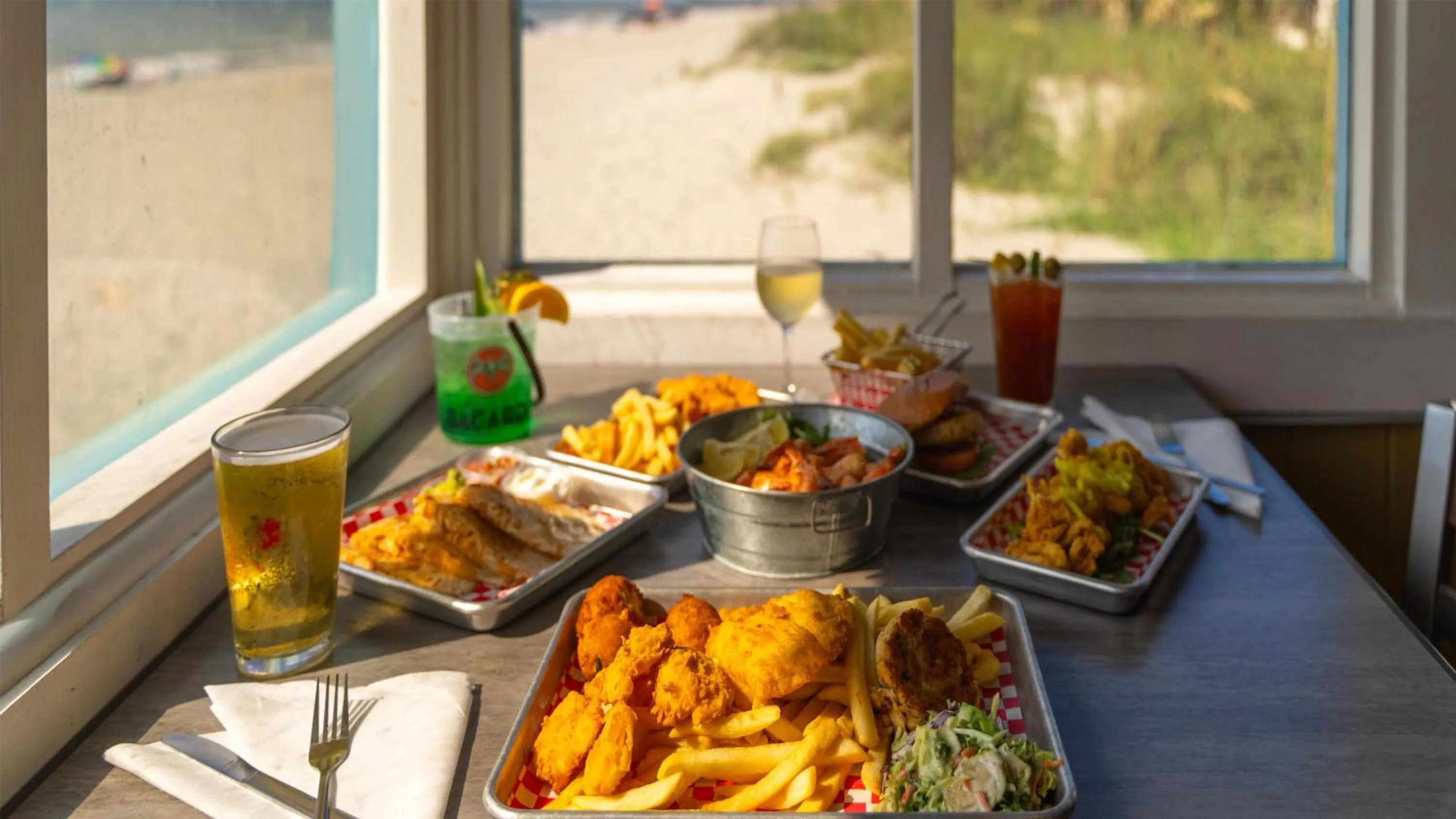 Restaurant/places to eat in The Ellie Beach Resort Myrtle Beach, Tapestry By Hilton