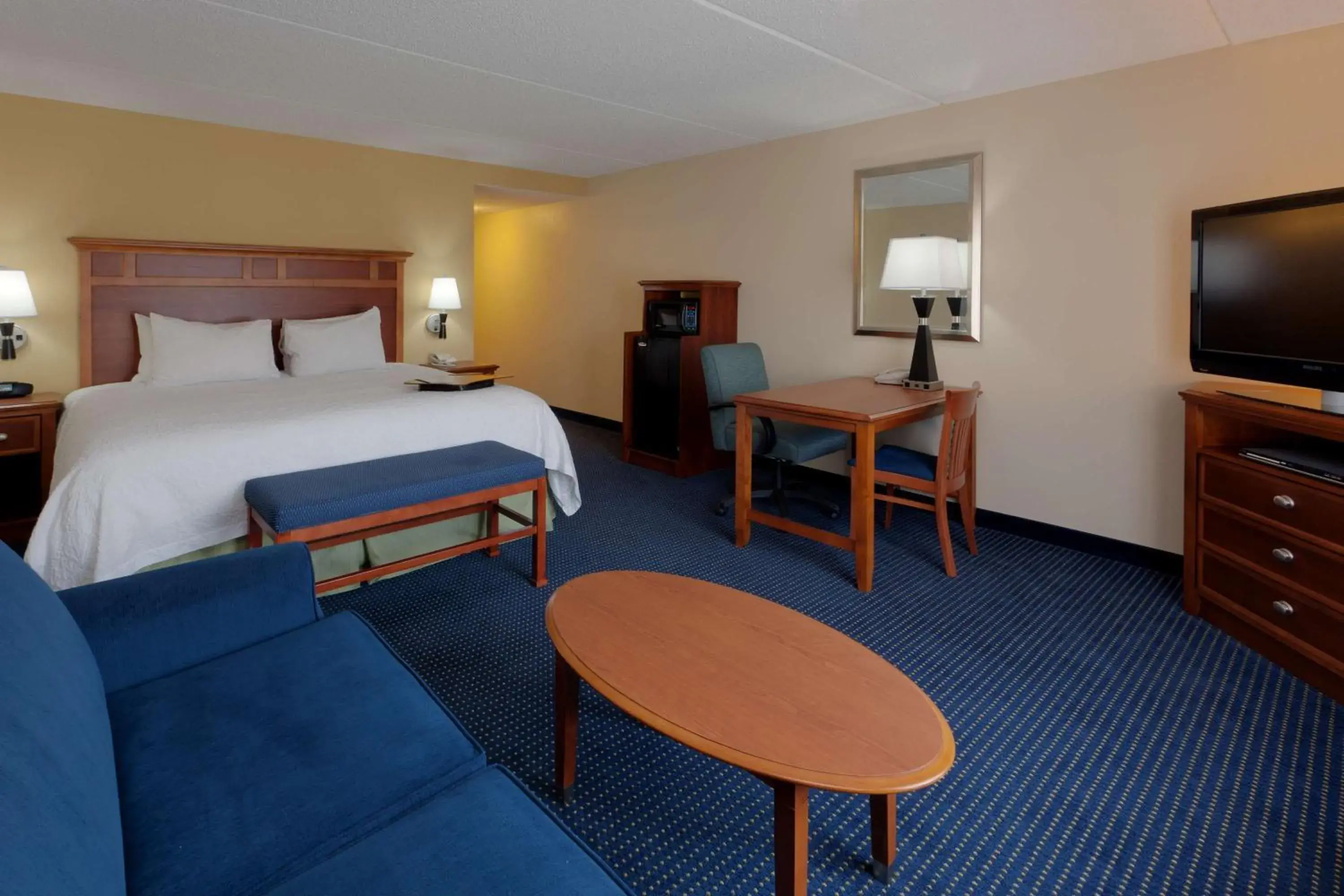 Bed in Hampton Inn Warrenton, Va Bed in Hampton Inn Warrenton, Va