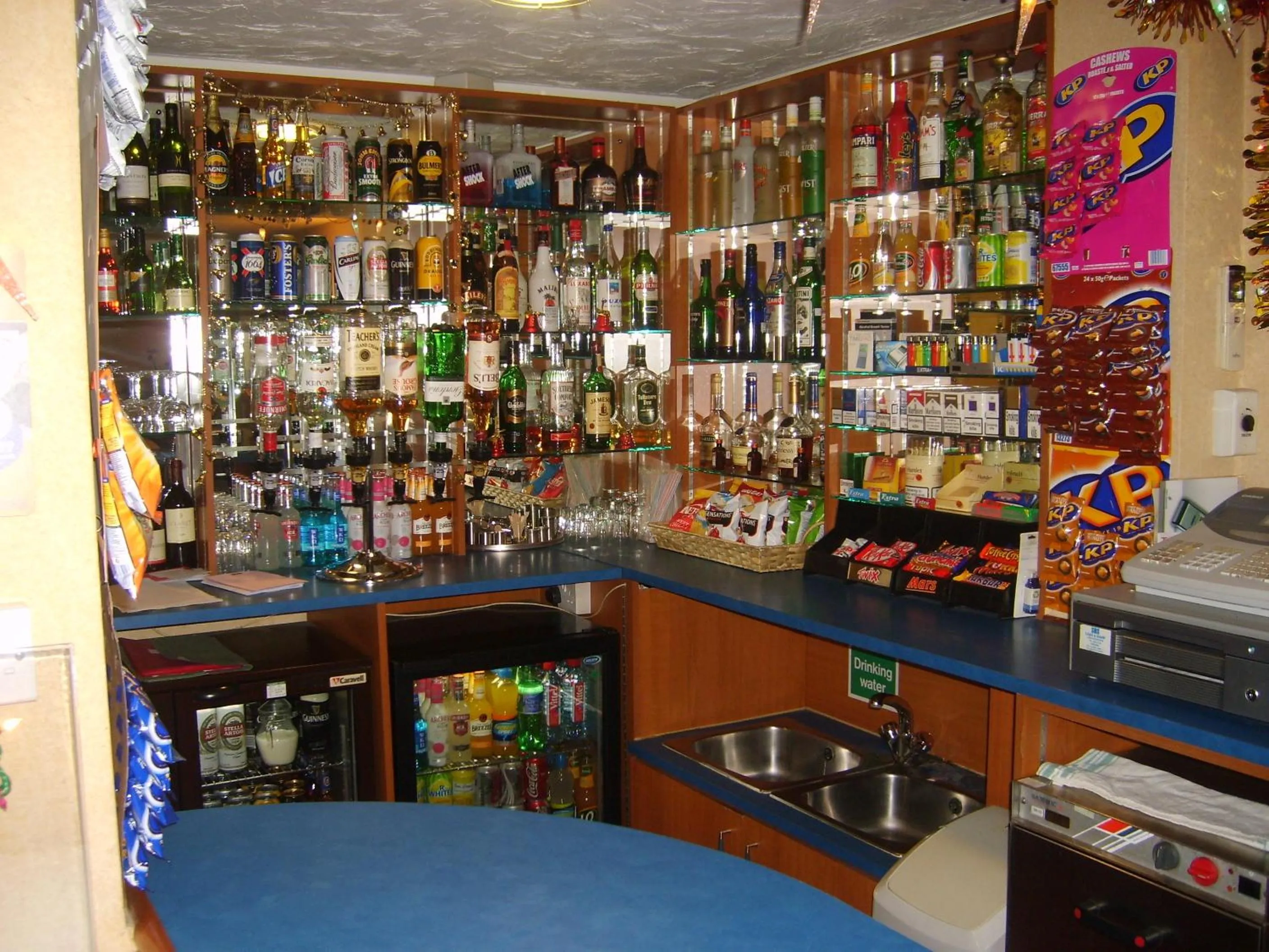 Lounge or bar in Redwings Lodge Sawtry Huntingdon