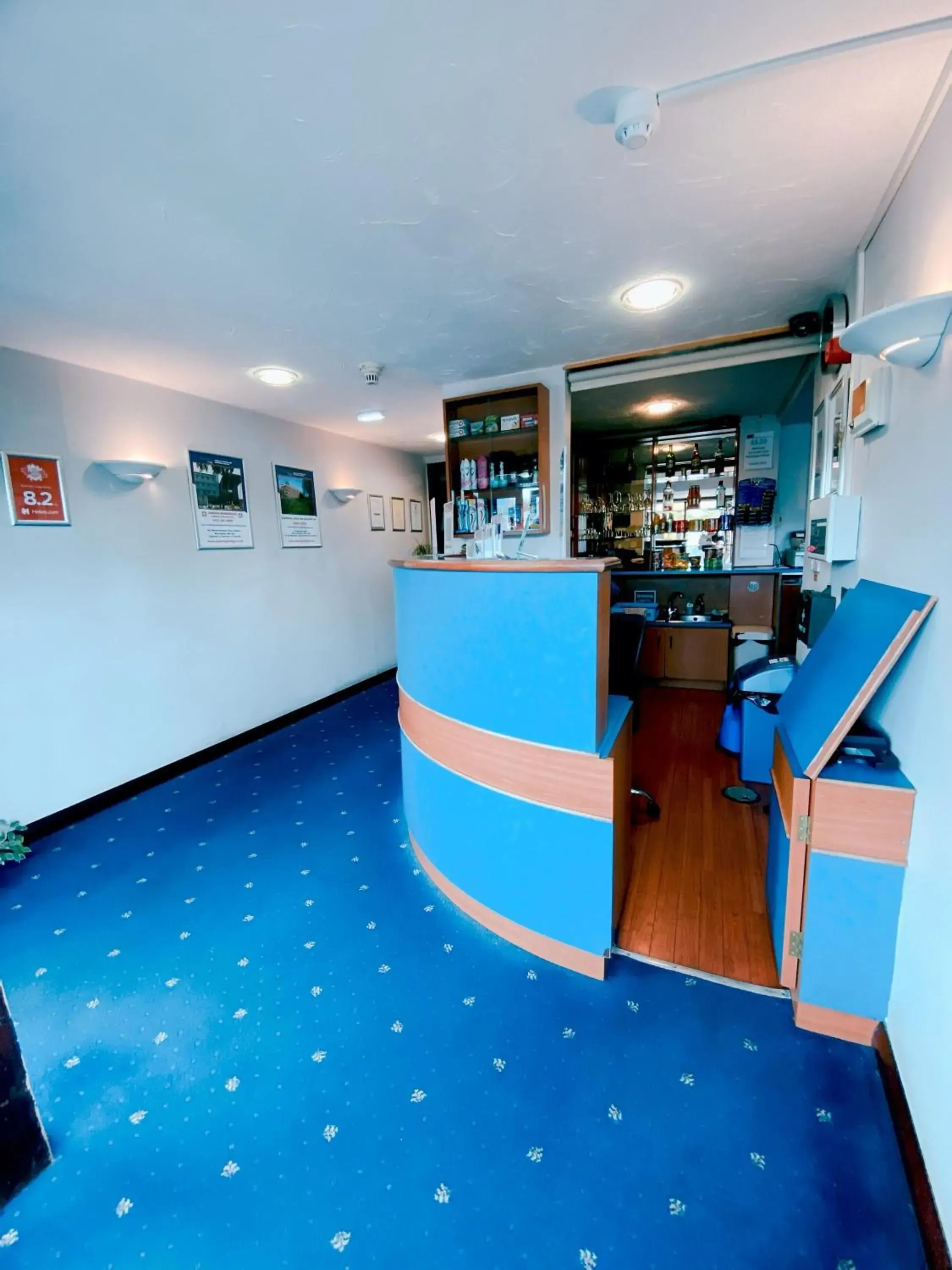 Lounge or bar in Redwings Lodge Sawtry Huntingdon Lounge or bar in Redwings Lodge Sawtry Huntingdon