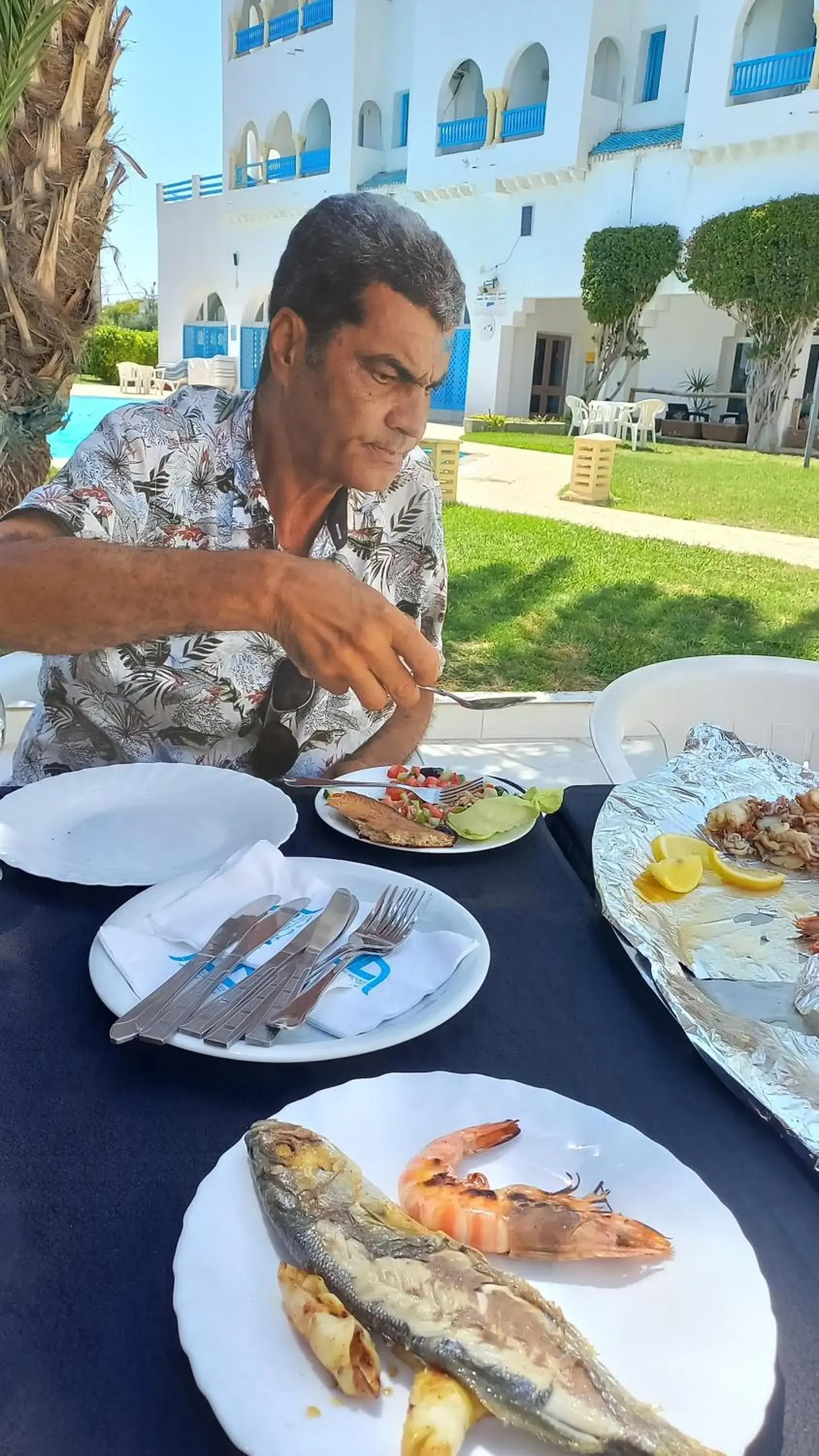 Restaurant/places to eat in Hotel Le Khalife Restaurant/places to eat in Hotel Le Khalife