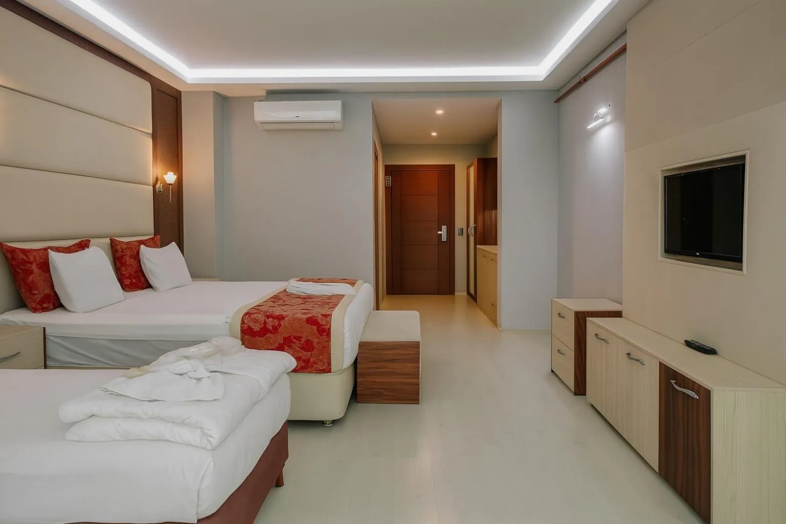 Family, Bed in Cevaher Hotel & Suıtes