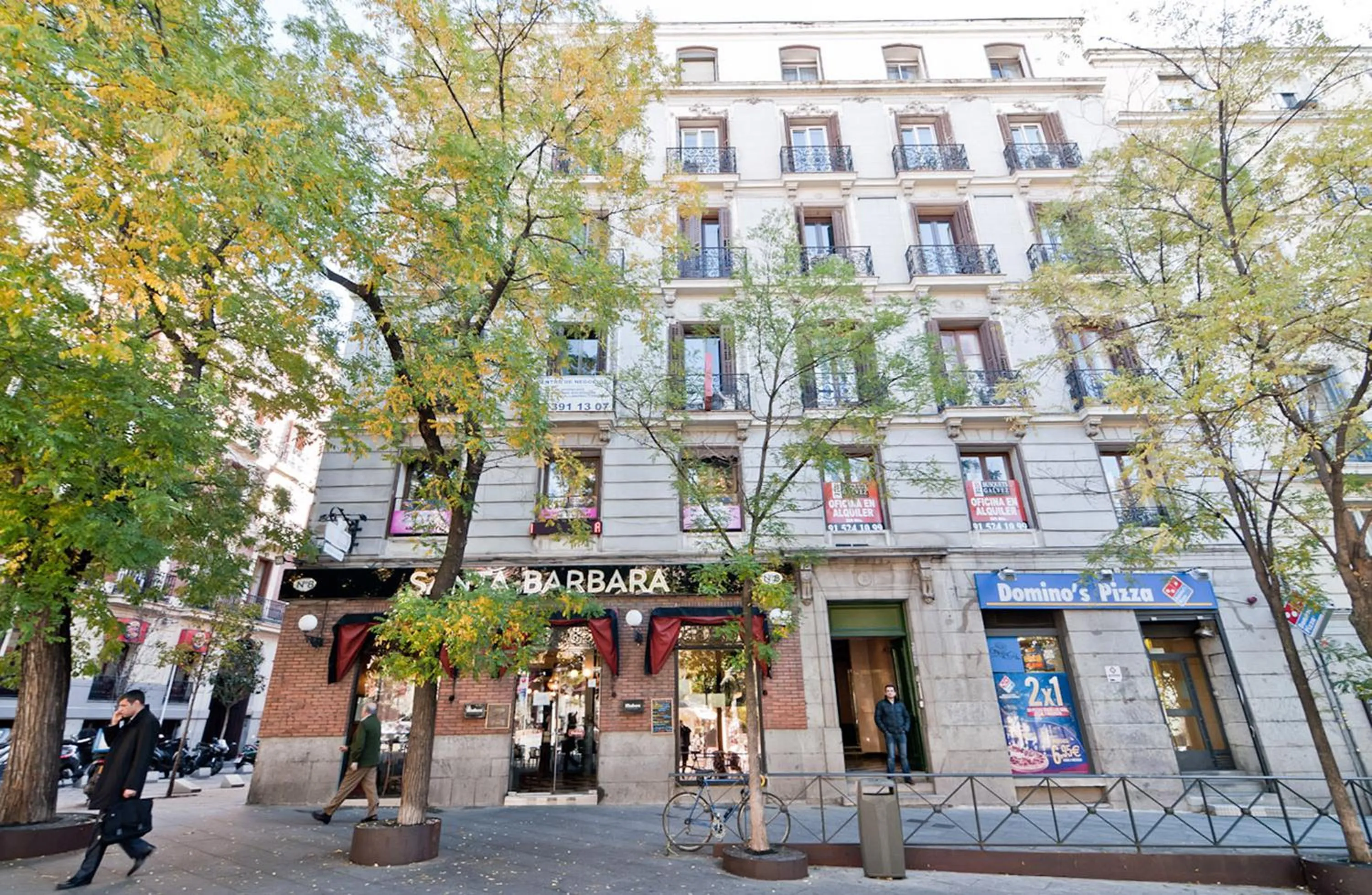 Facade/entrance in Hostal Asunción