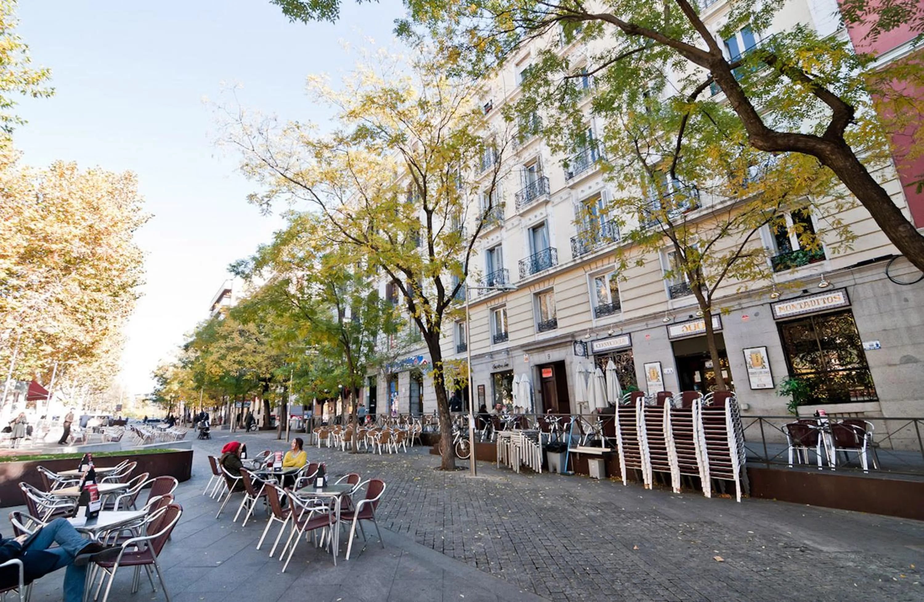 Facade/entrance in Hostal Asunción