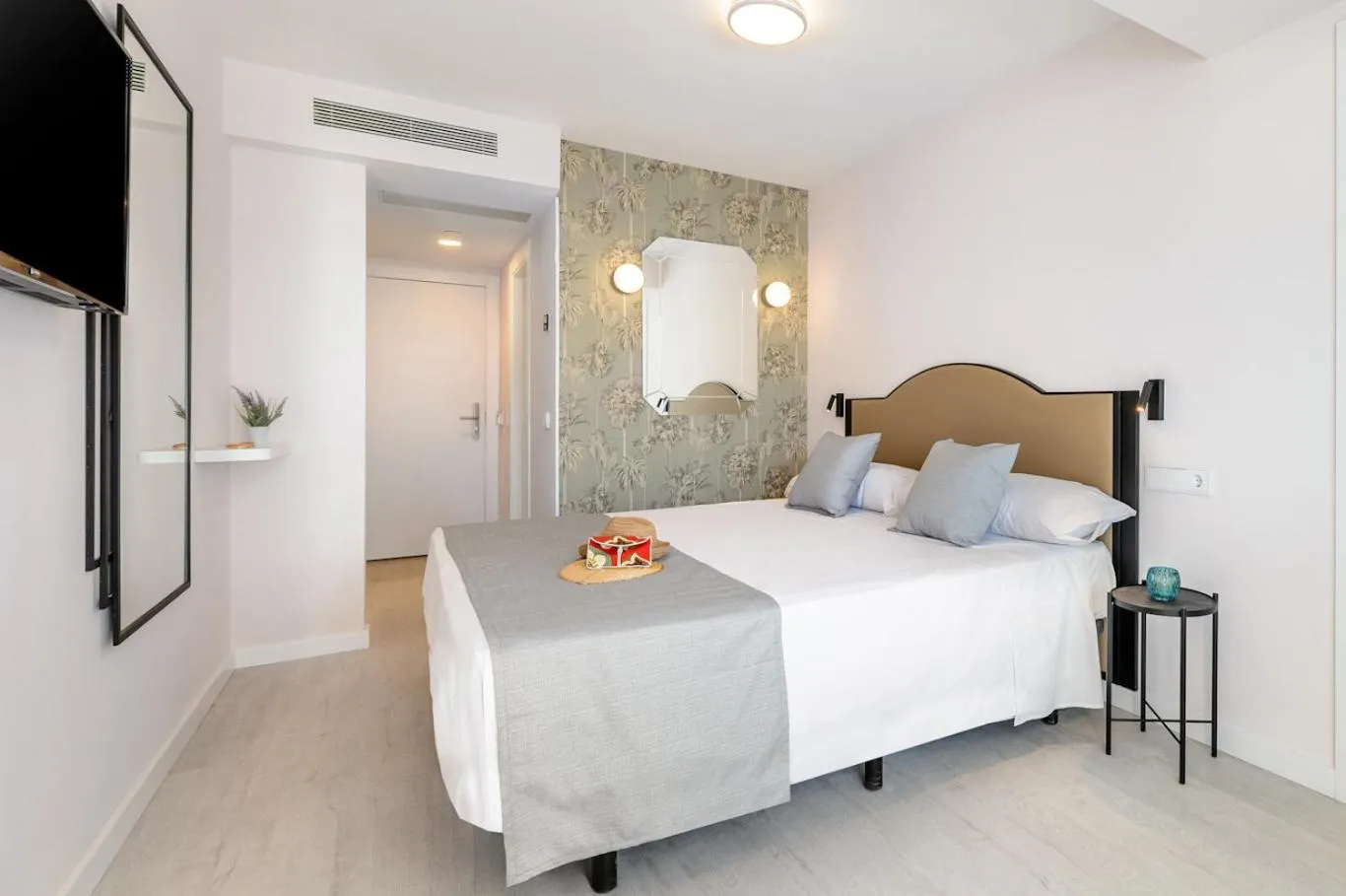 Photo of the whole room, Bed in Hotel Vibra Palma Cactus