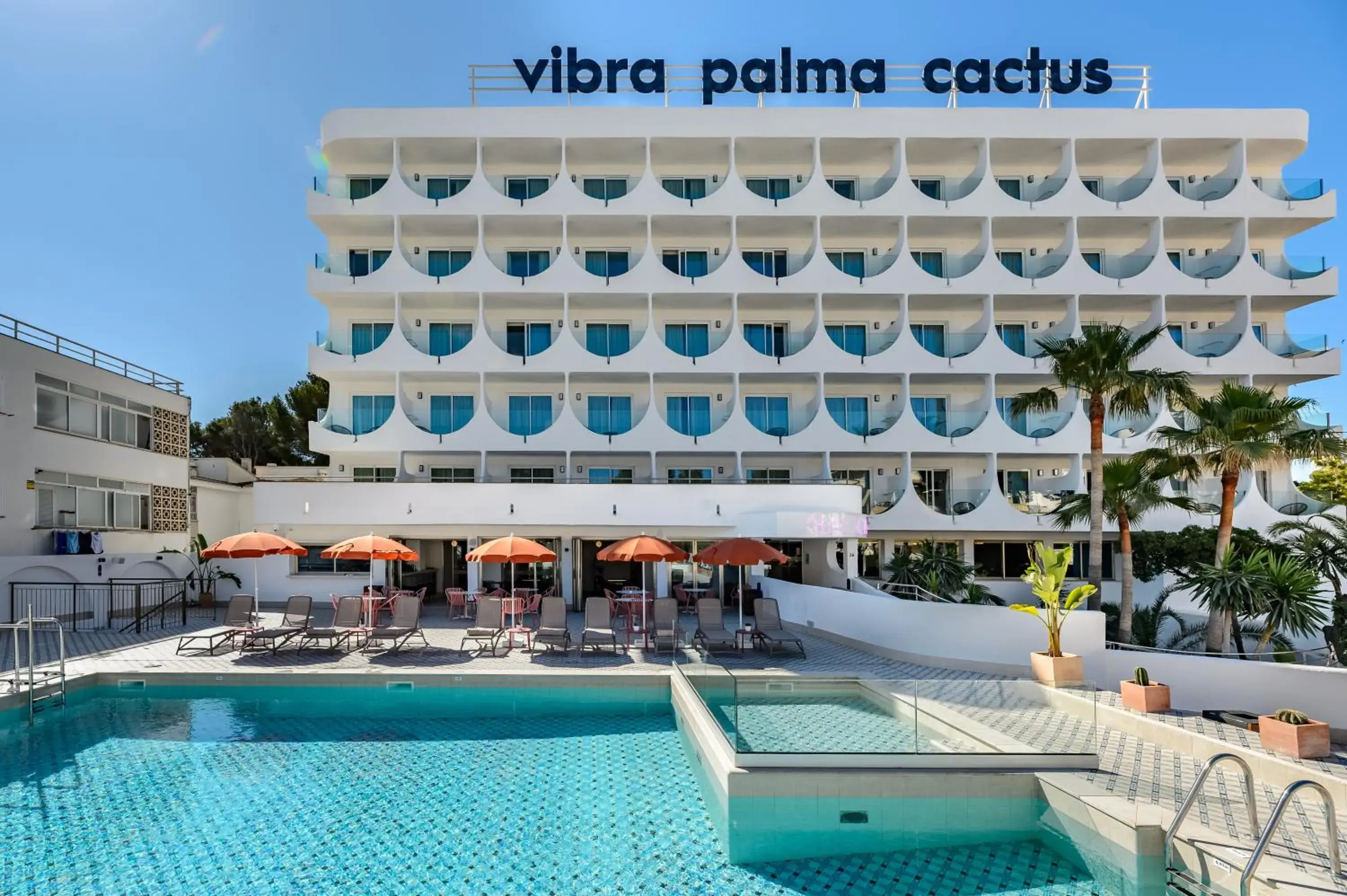 Property building in Hotel Vibra Palma Cactus Property building in Hotel Vibra Palma Cactus