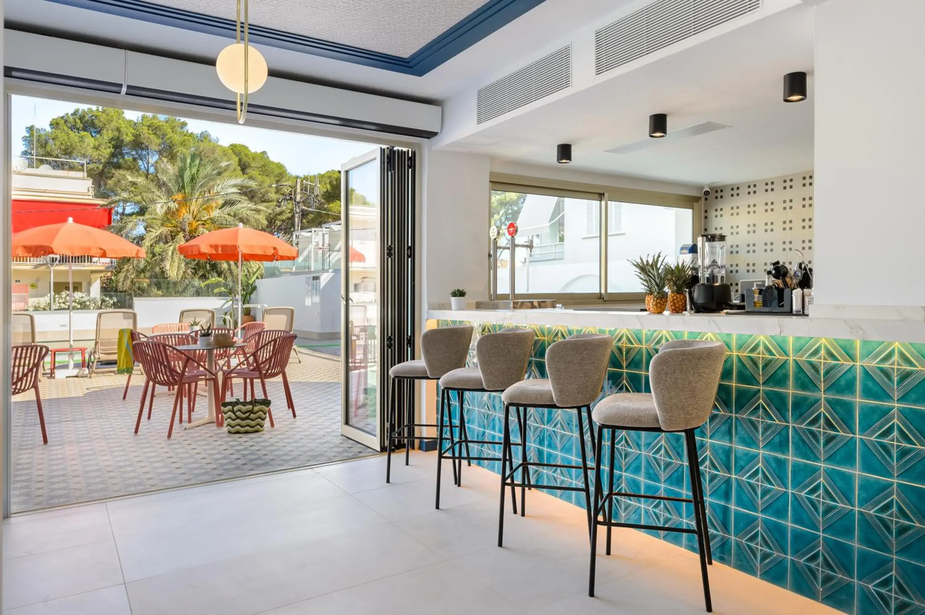 Lounge or bar in Hotel Vibra Palma Cactus Lounge or bar in Hotel Vibra Palma Cactus