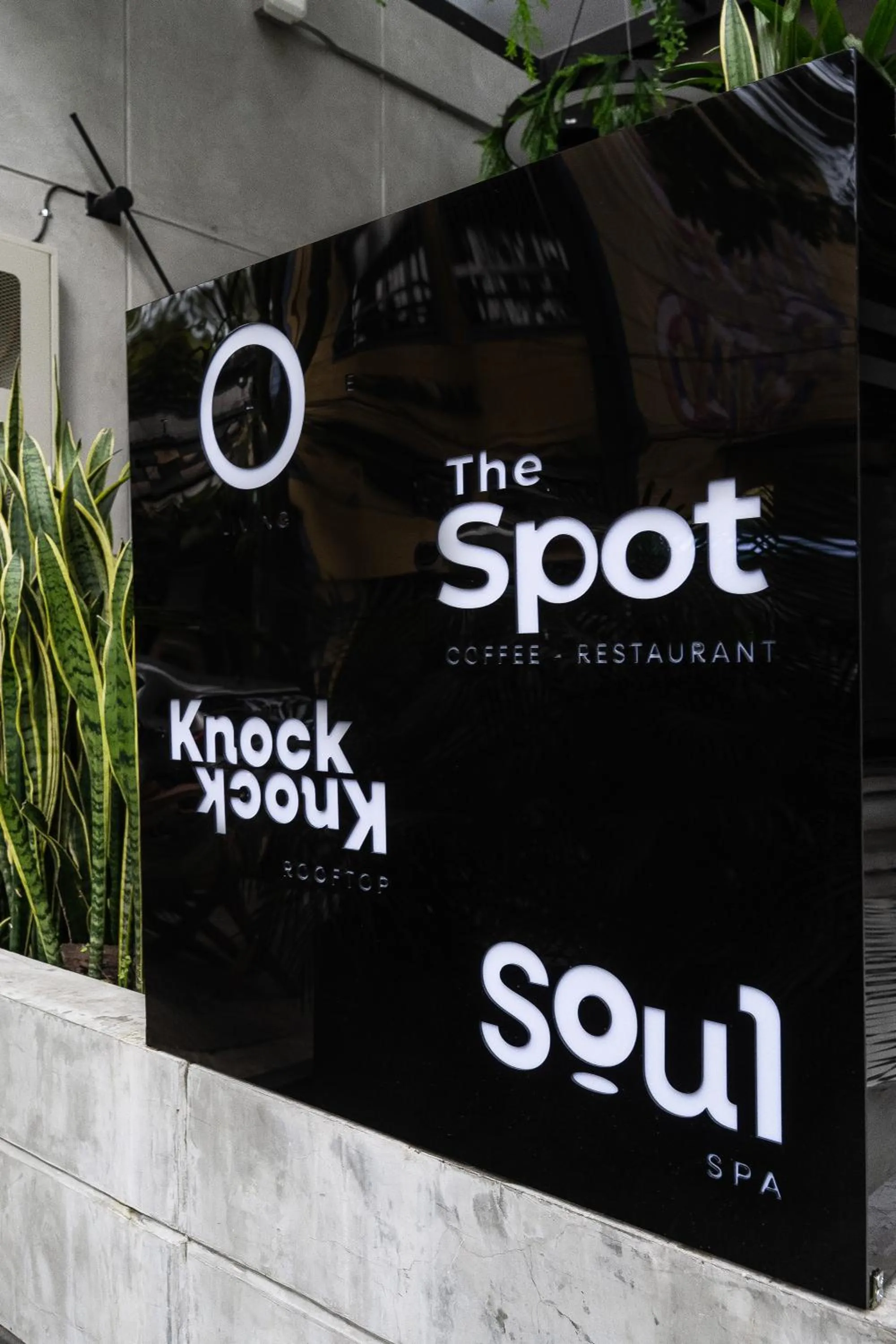 Property logo or sign in The O by Seekers Medellín