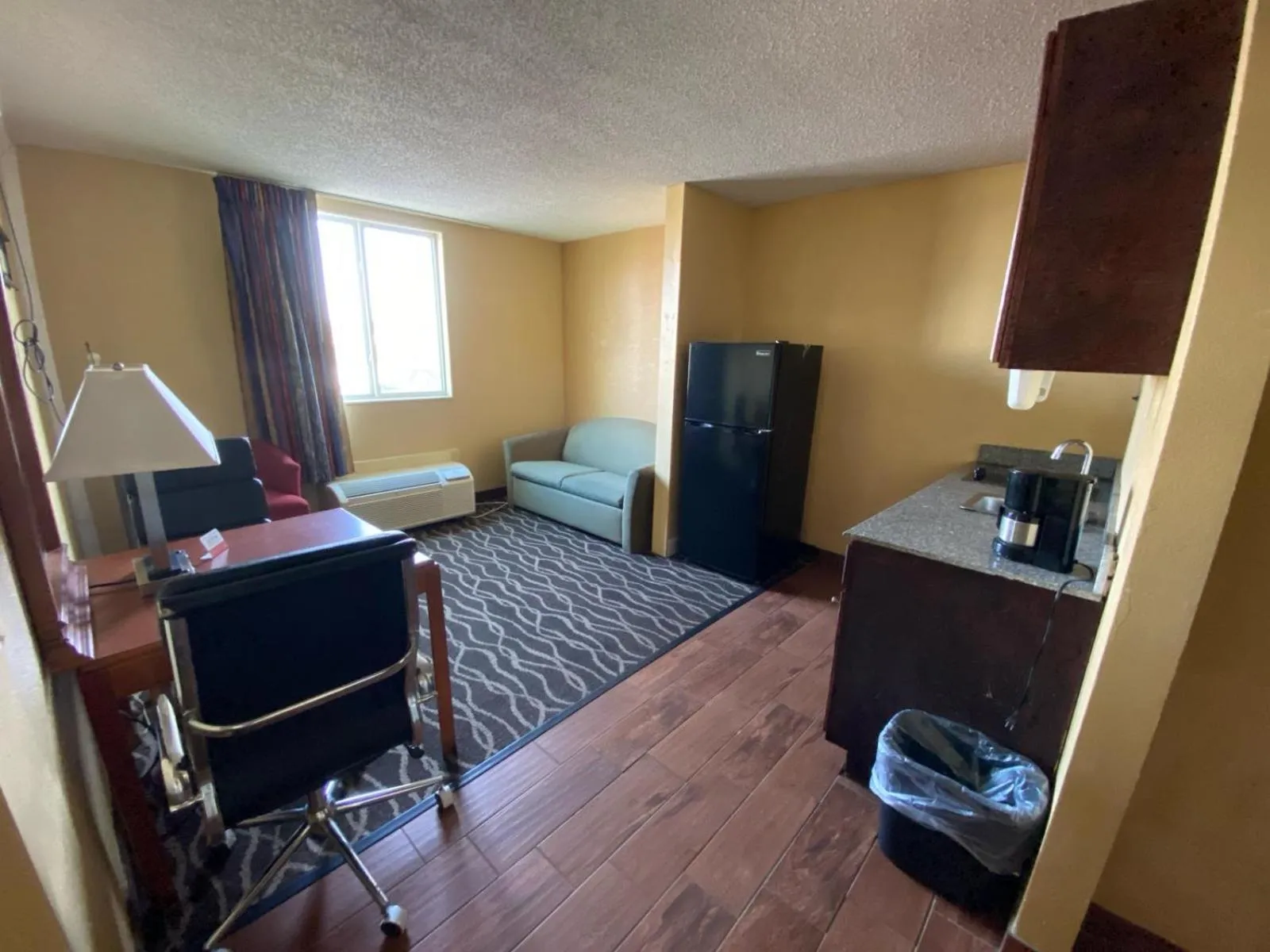 Super 8 by Wyndham Fort Wayne